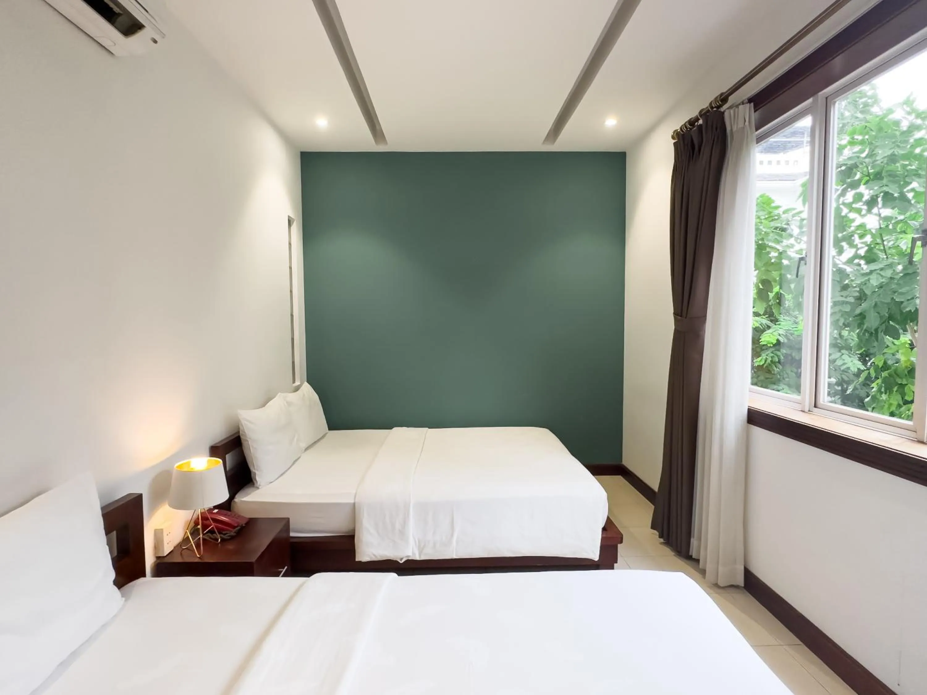 Bedroom, Bed in Hoang Yen Hotel Near SECC - Phu My Hung