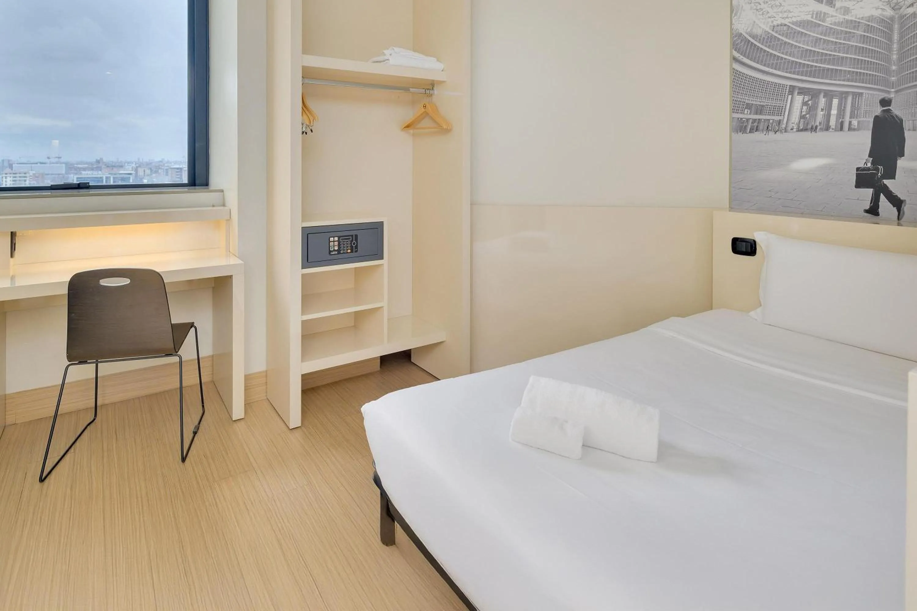 Photo of the whole room, Bed in B&B Hotel Milano Sesto Marelli