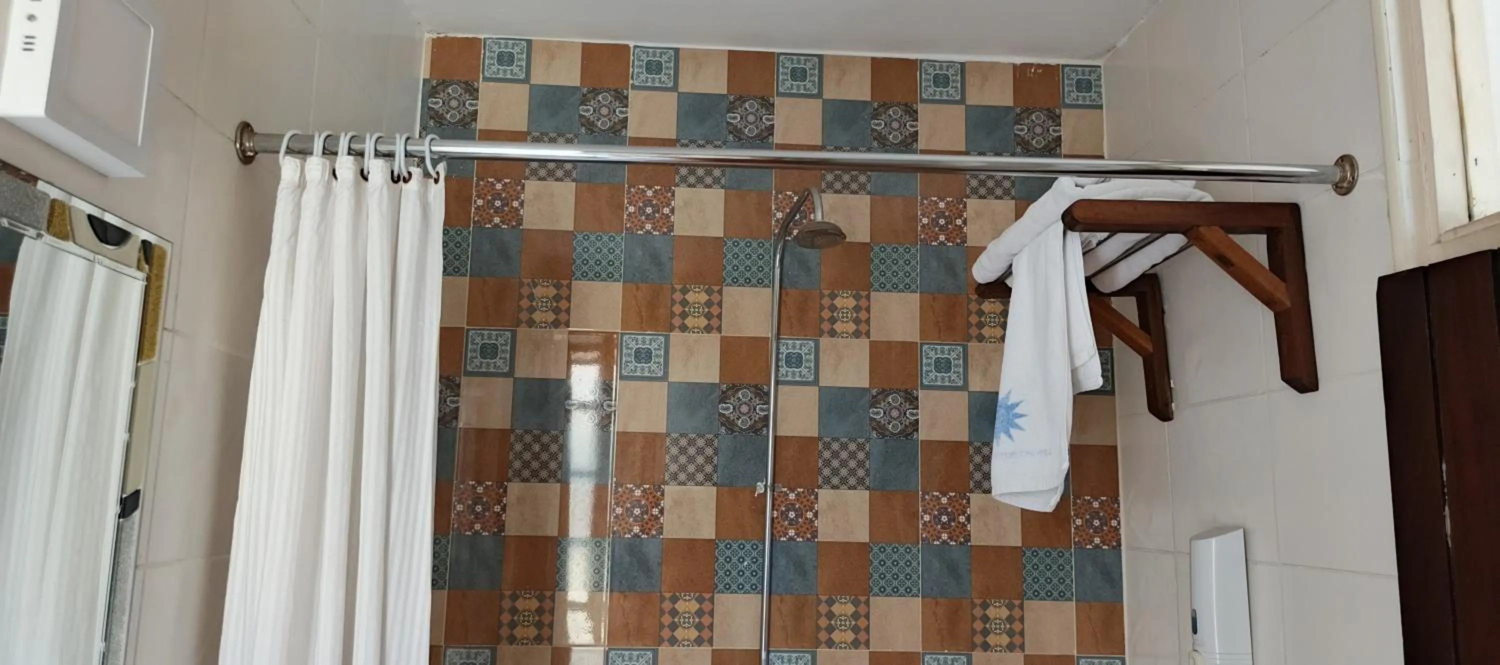 Bathroom in Kenya Comfort Hotel