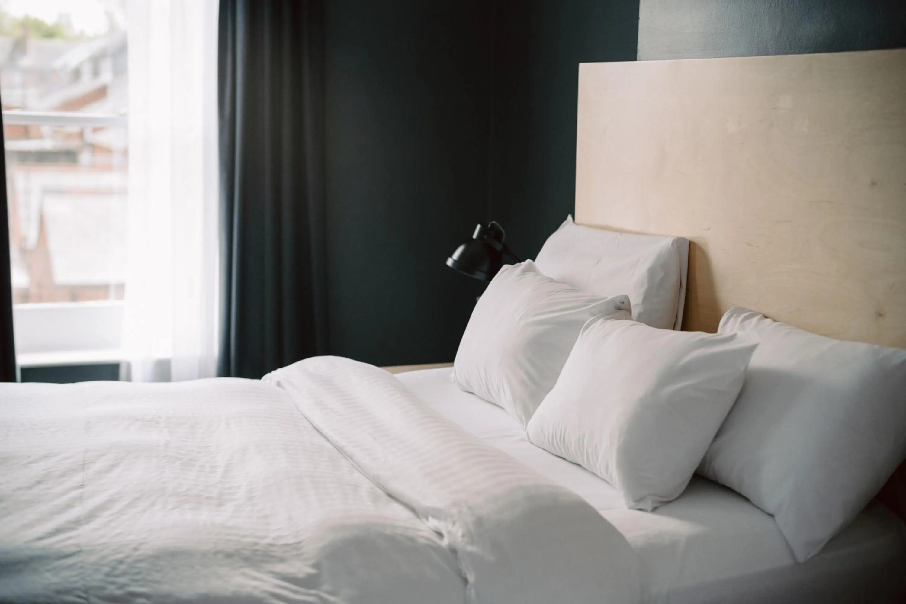 Bed in The 1852 Hotel - Self Check-in