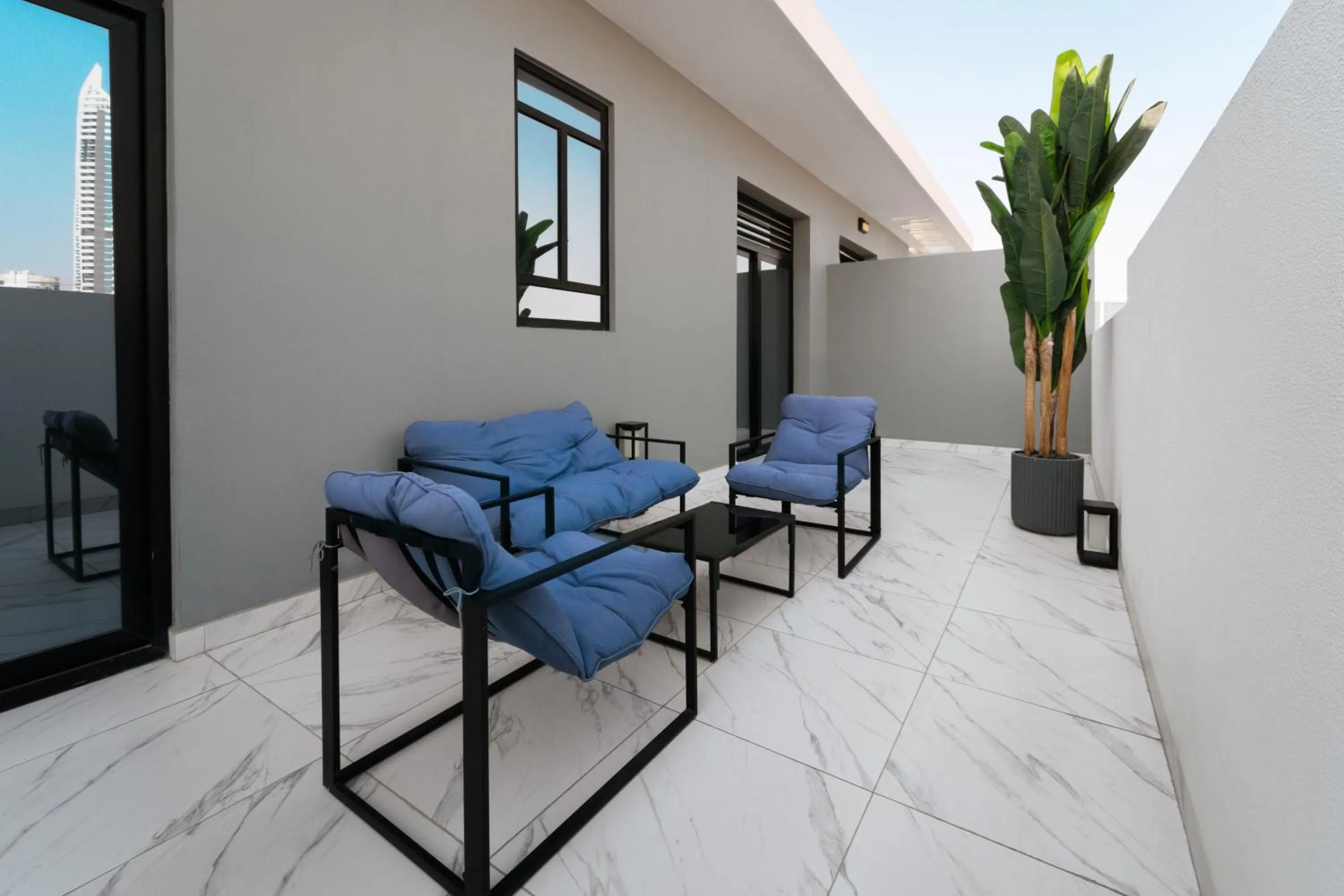 Patio in Izzzi Life Mint