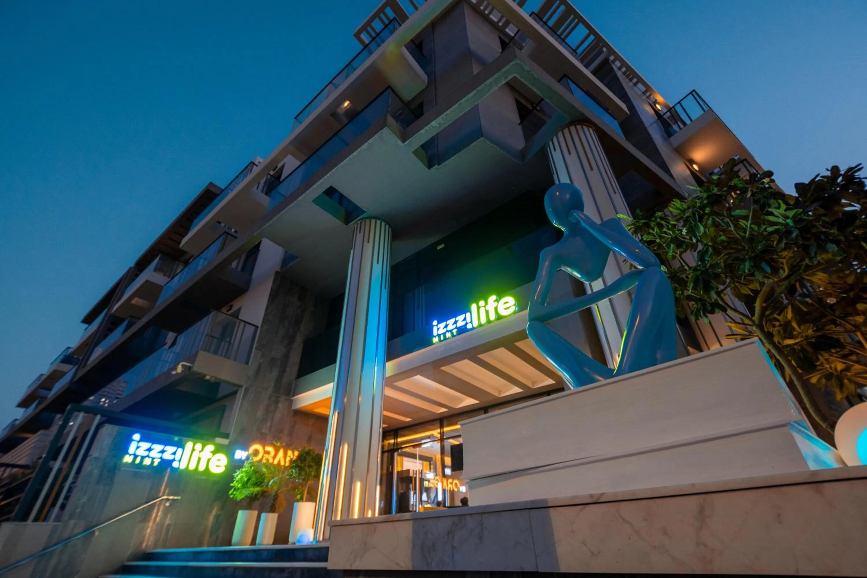 Property building in Izzzi Life Mint