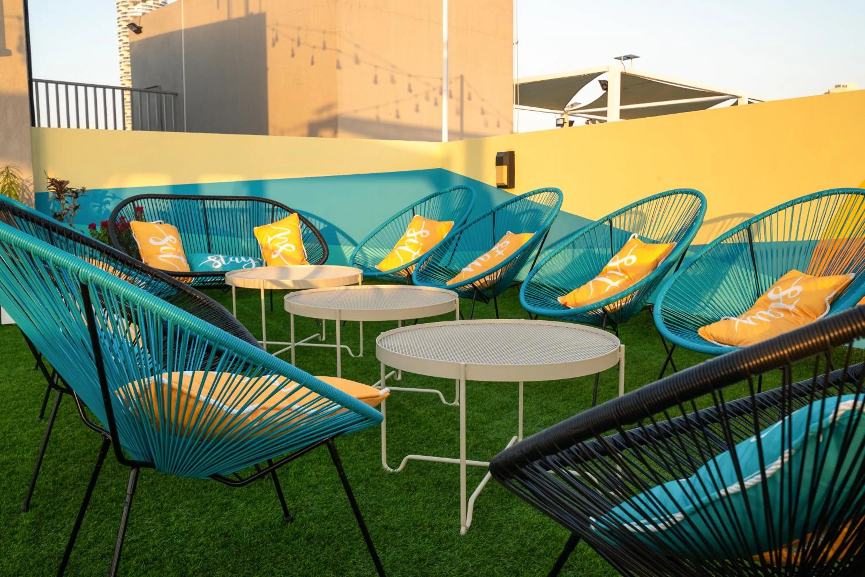 Seating area in Izzzi Life Mint