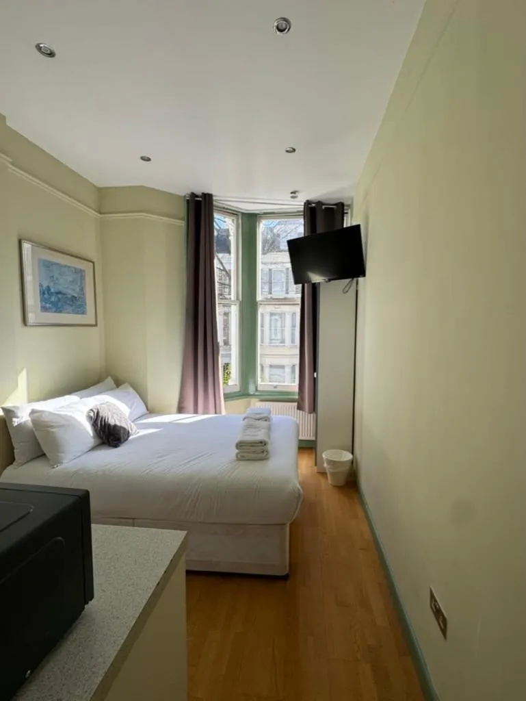 Deluxe Double Room in 23