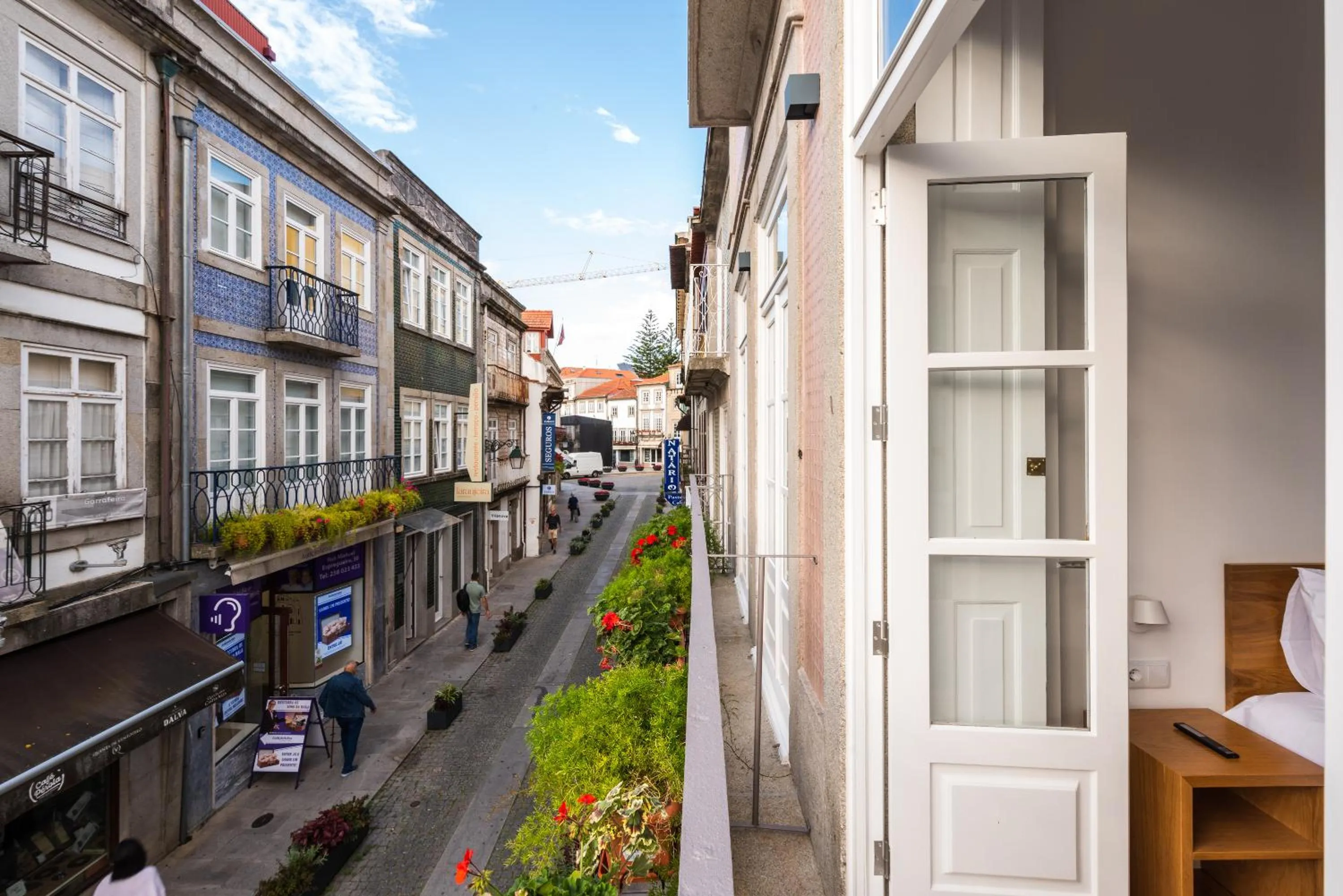 Day in Avenida Viana Boutique Suites