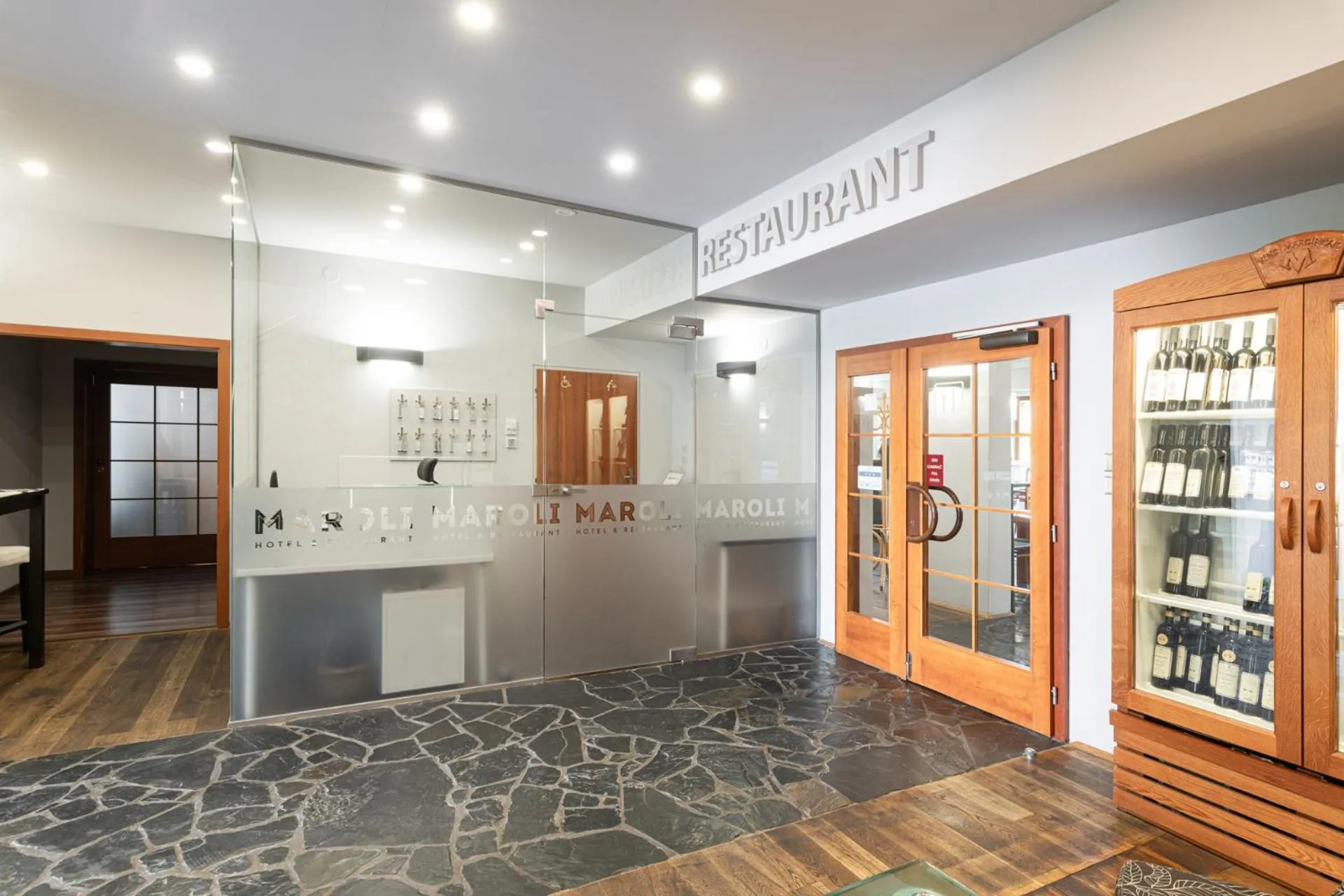 Lobby or reception in Hotel Maroli Mikulov