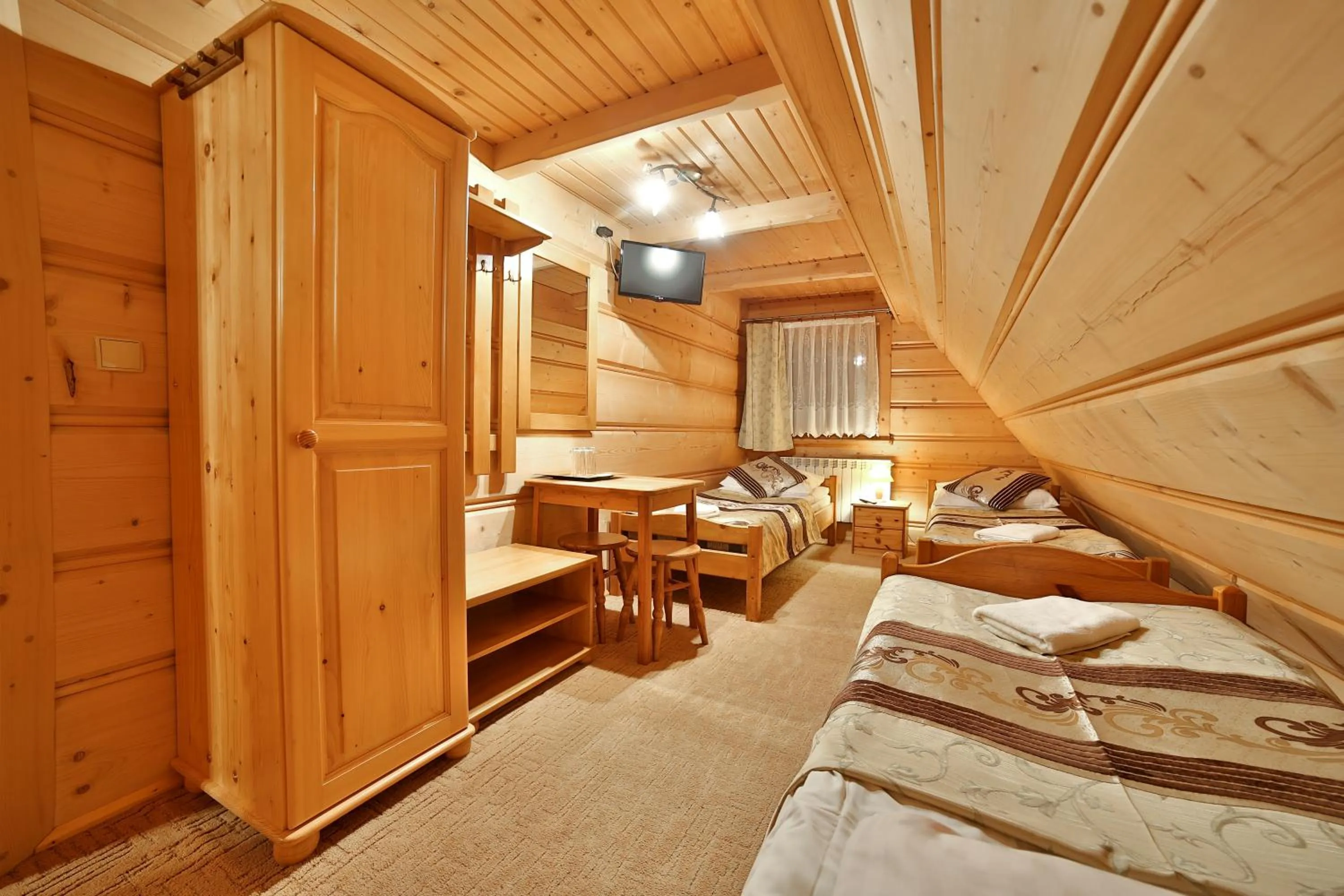 Photo of the whole room, Bed in Willa Jarząbek - 5 min do term Szaflary I Gorący Potok