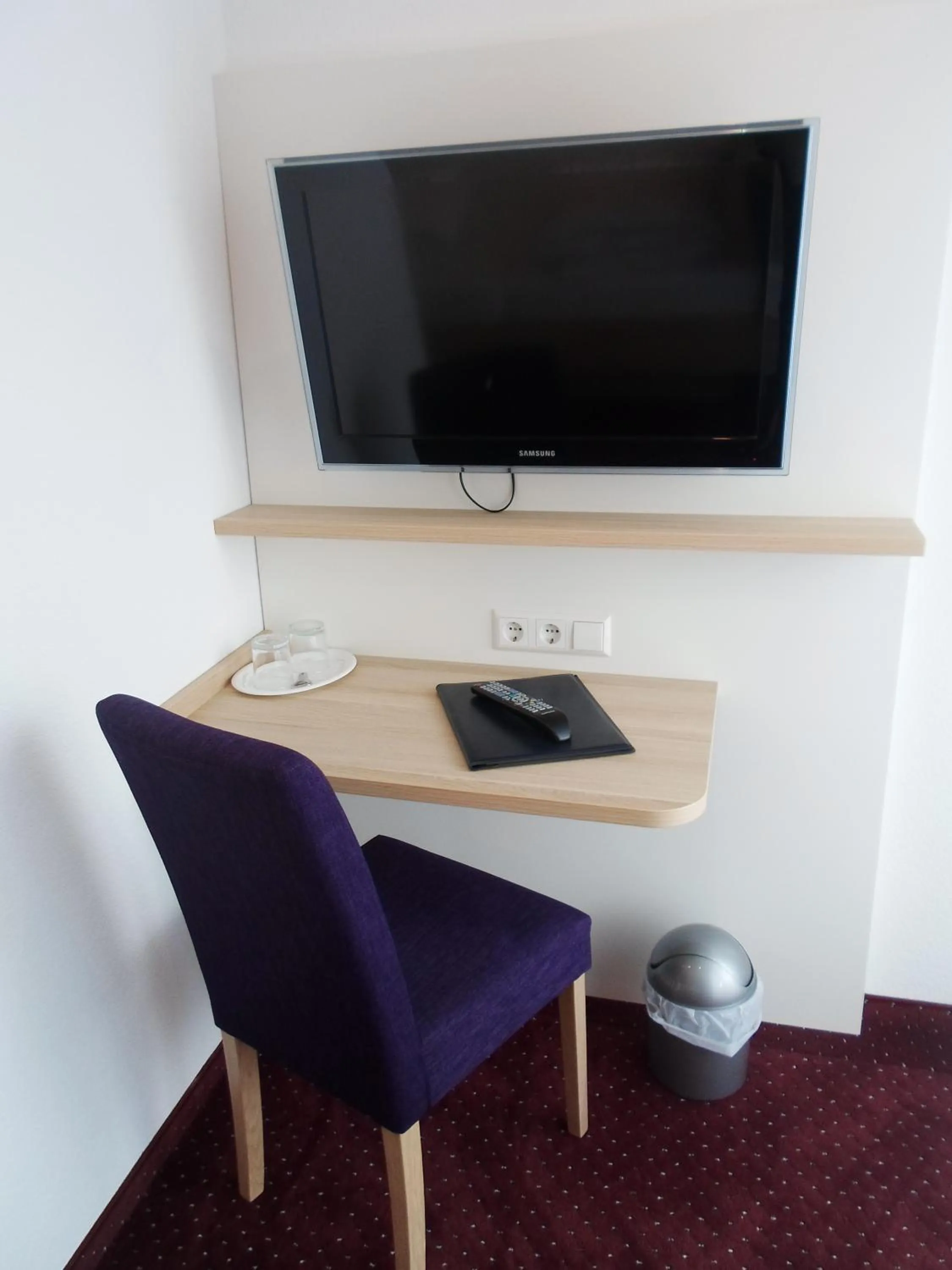 TV and multimedia in Hotel am Stadtrand