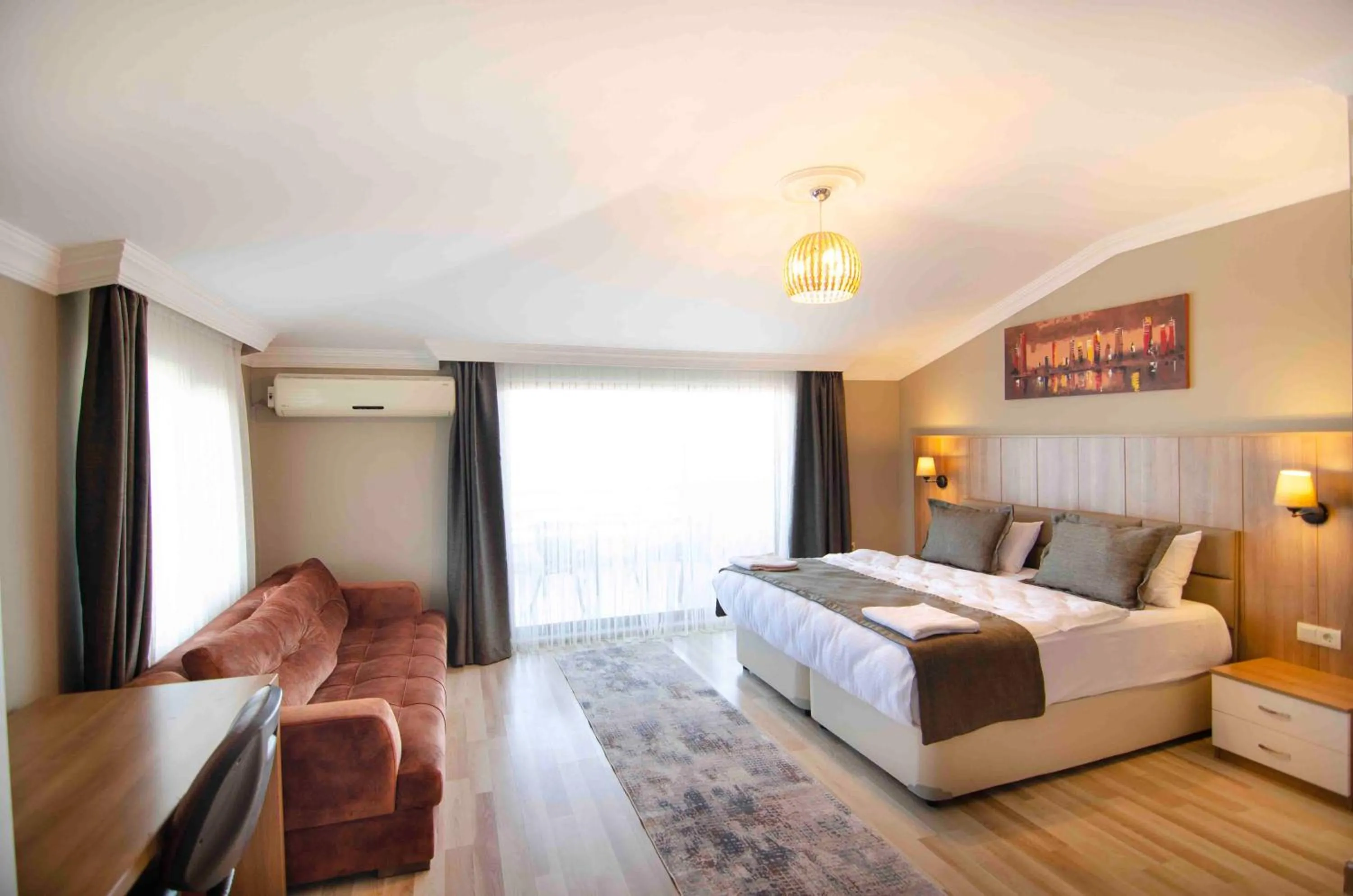 Massage, Bed in Nova Suite Residence