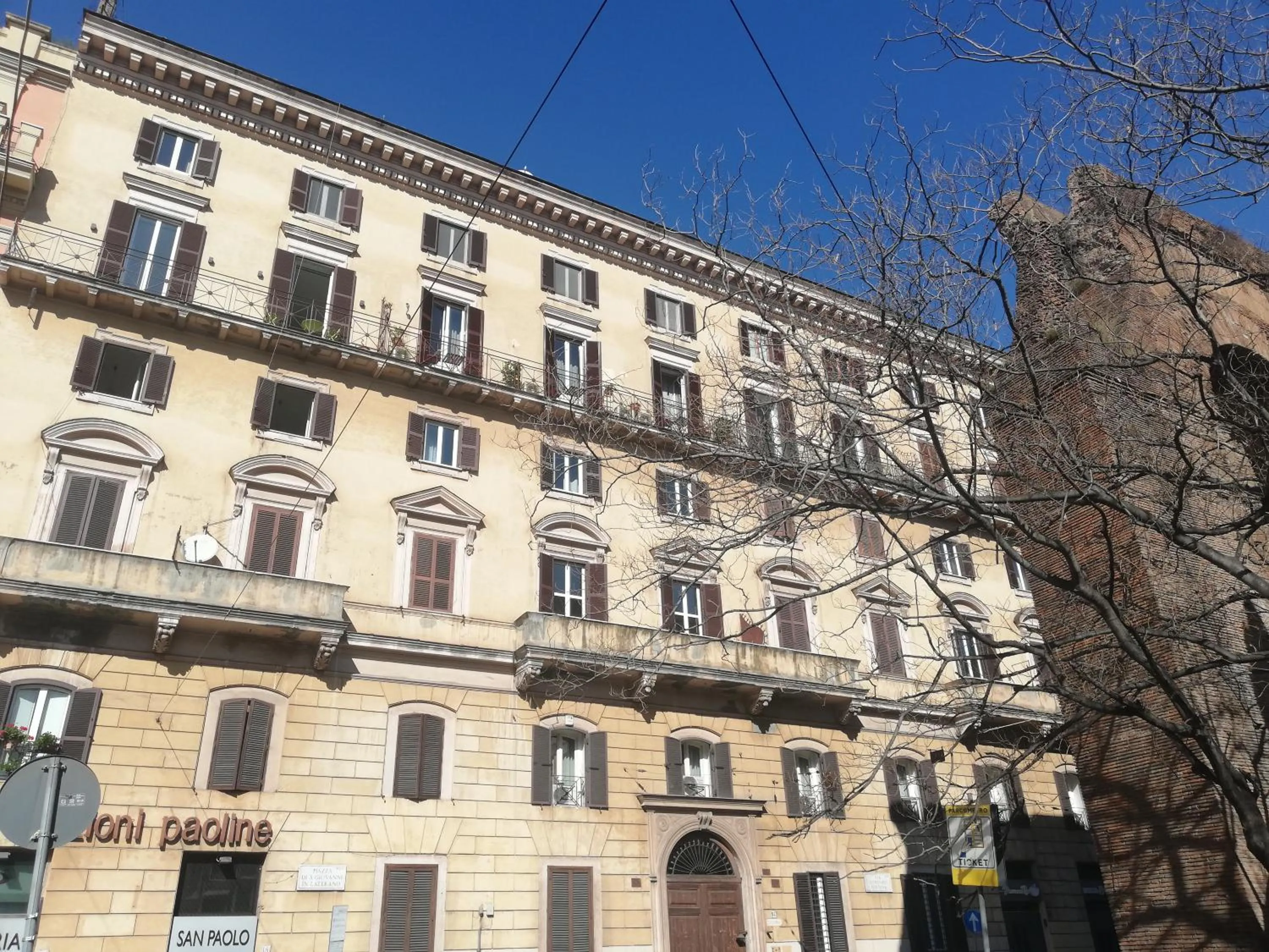 Property building in Aria Rome Rooms