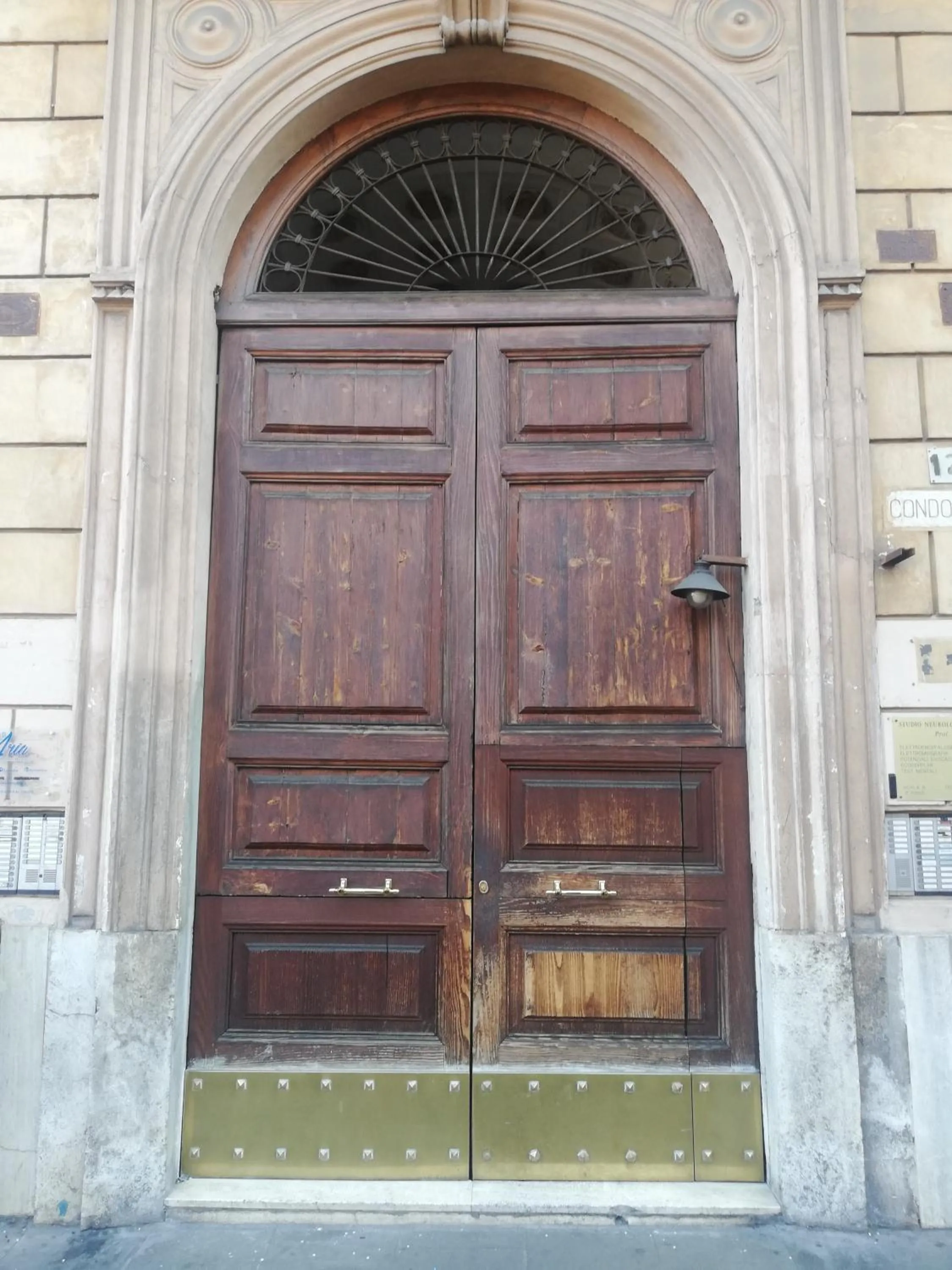 Facade/entrance in Aria Rome Rooms