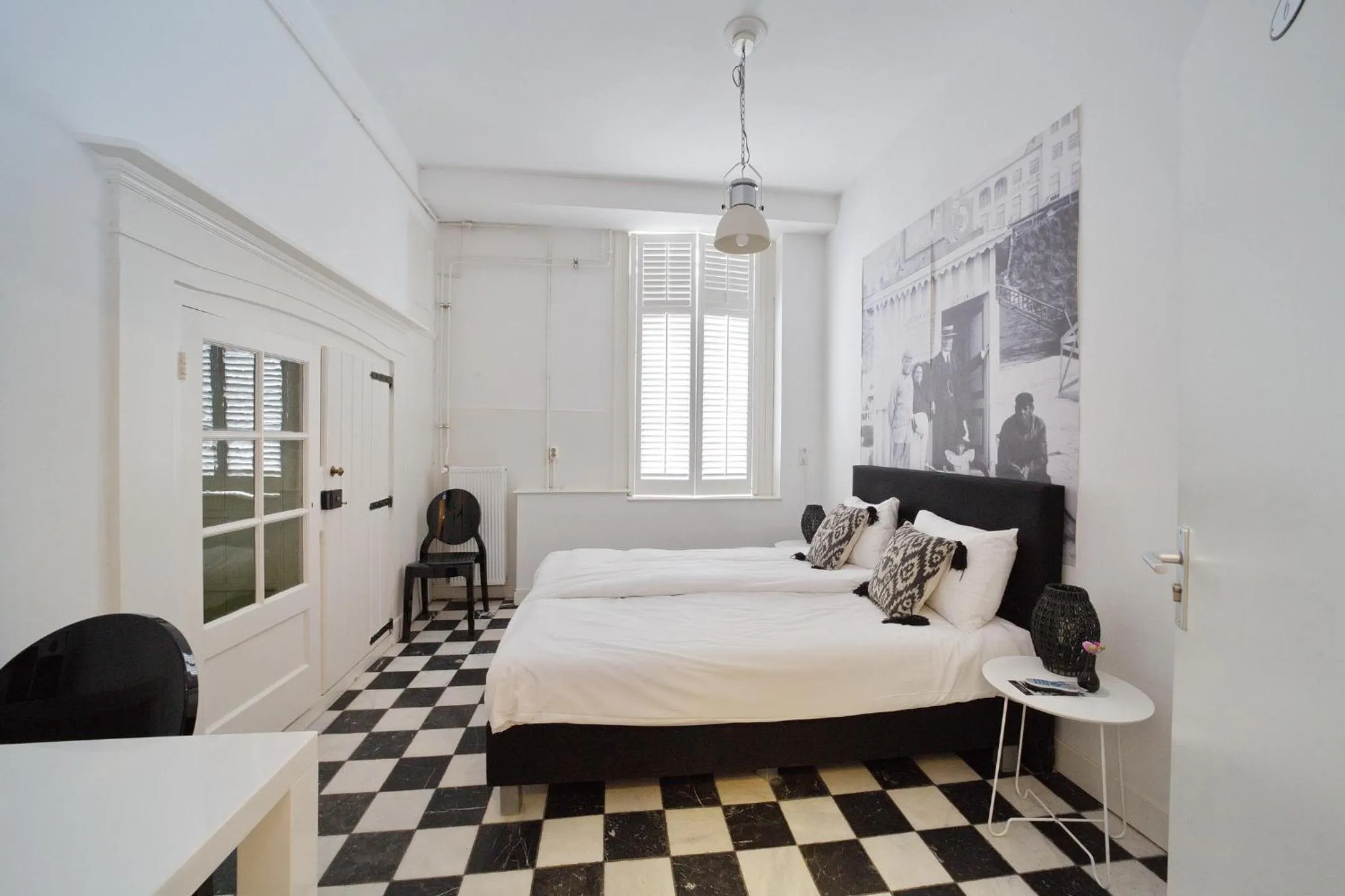 Photo of the whole room, Bed in Hotel Zeespiegel