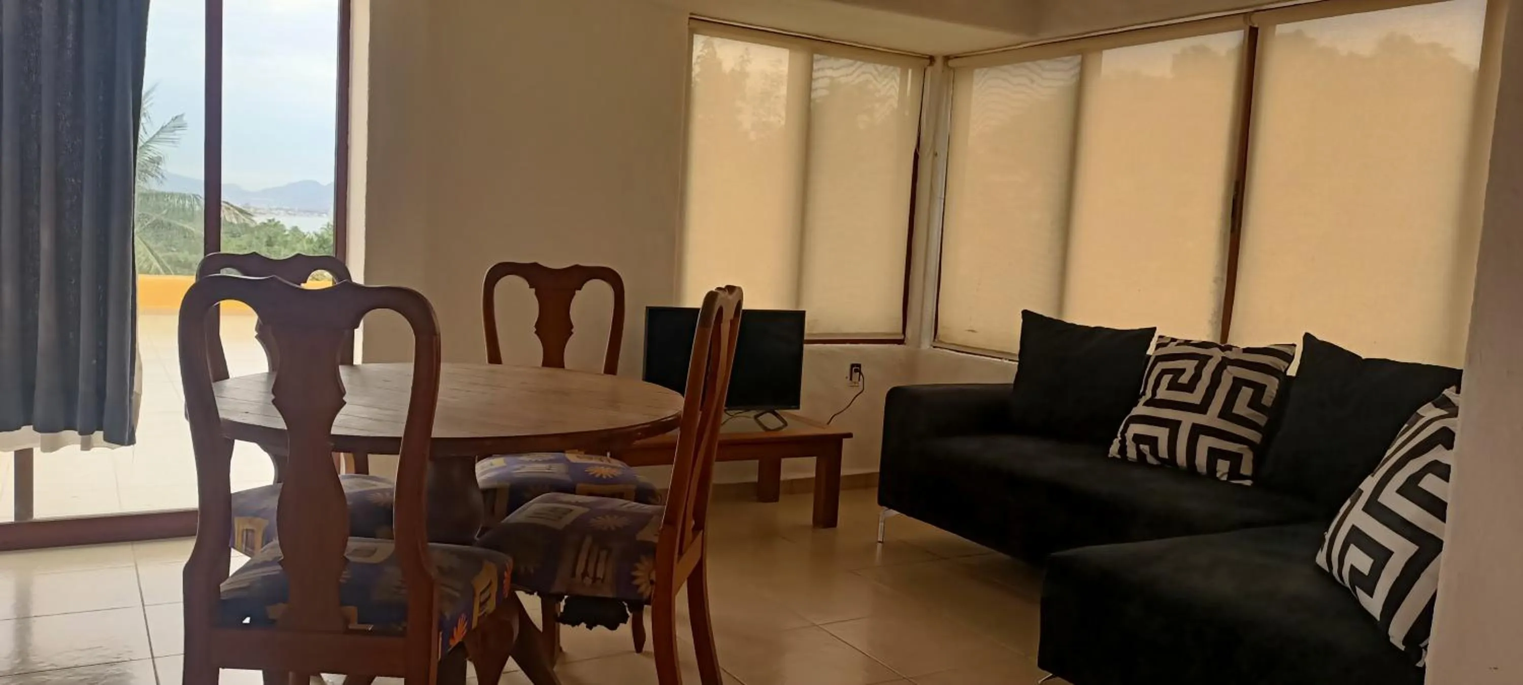 Living room, Seating Area in hotel plaza tucanes