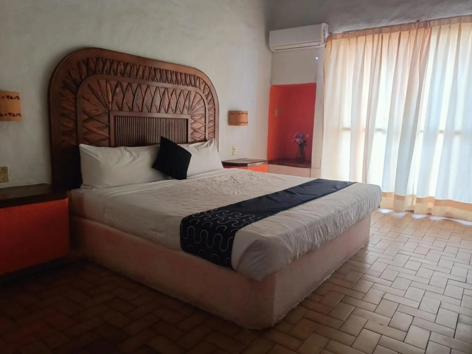 Bed in hotel plaza tucanes