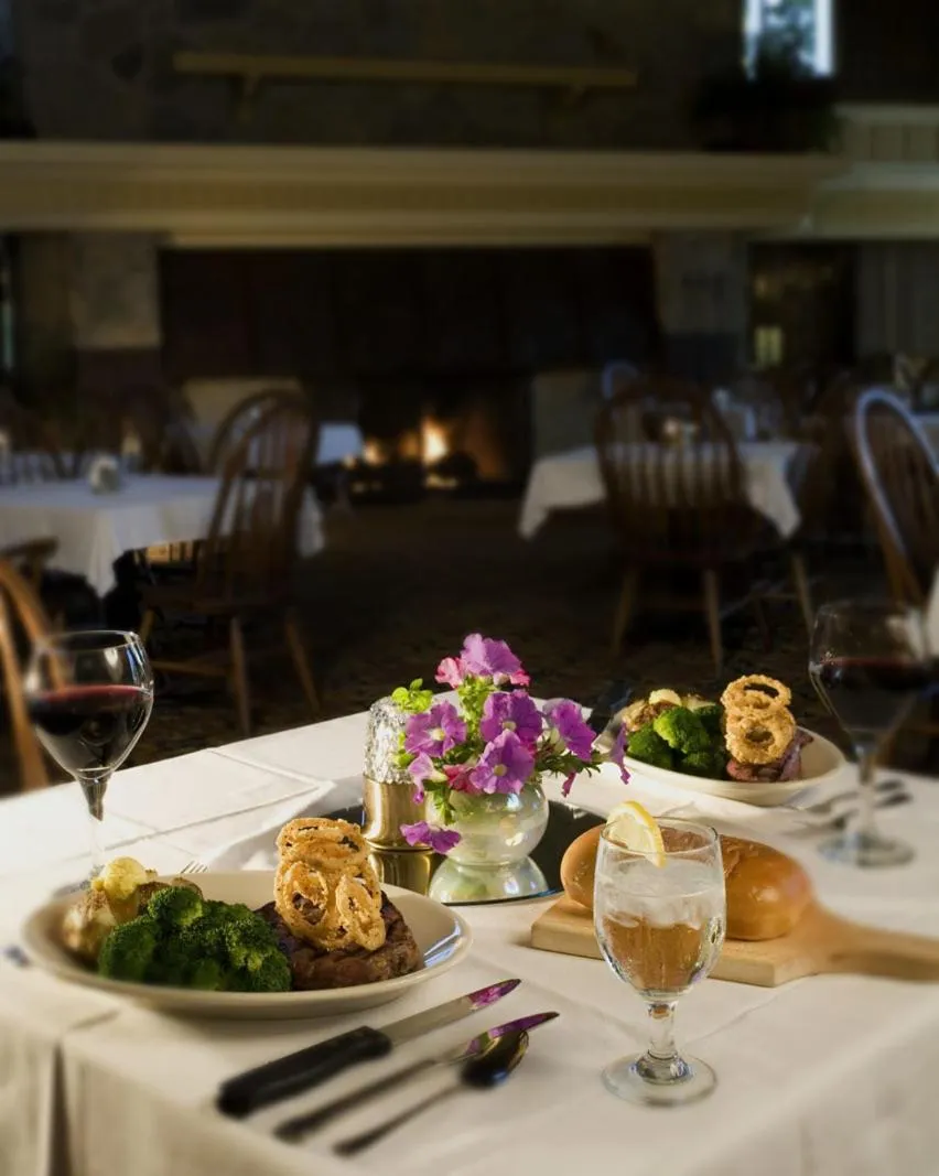 Food in Hueston Woods Lodge and Conference Center