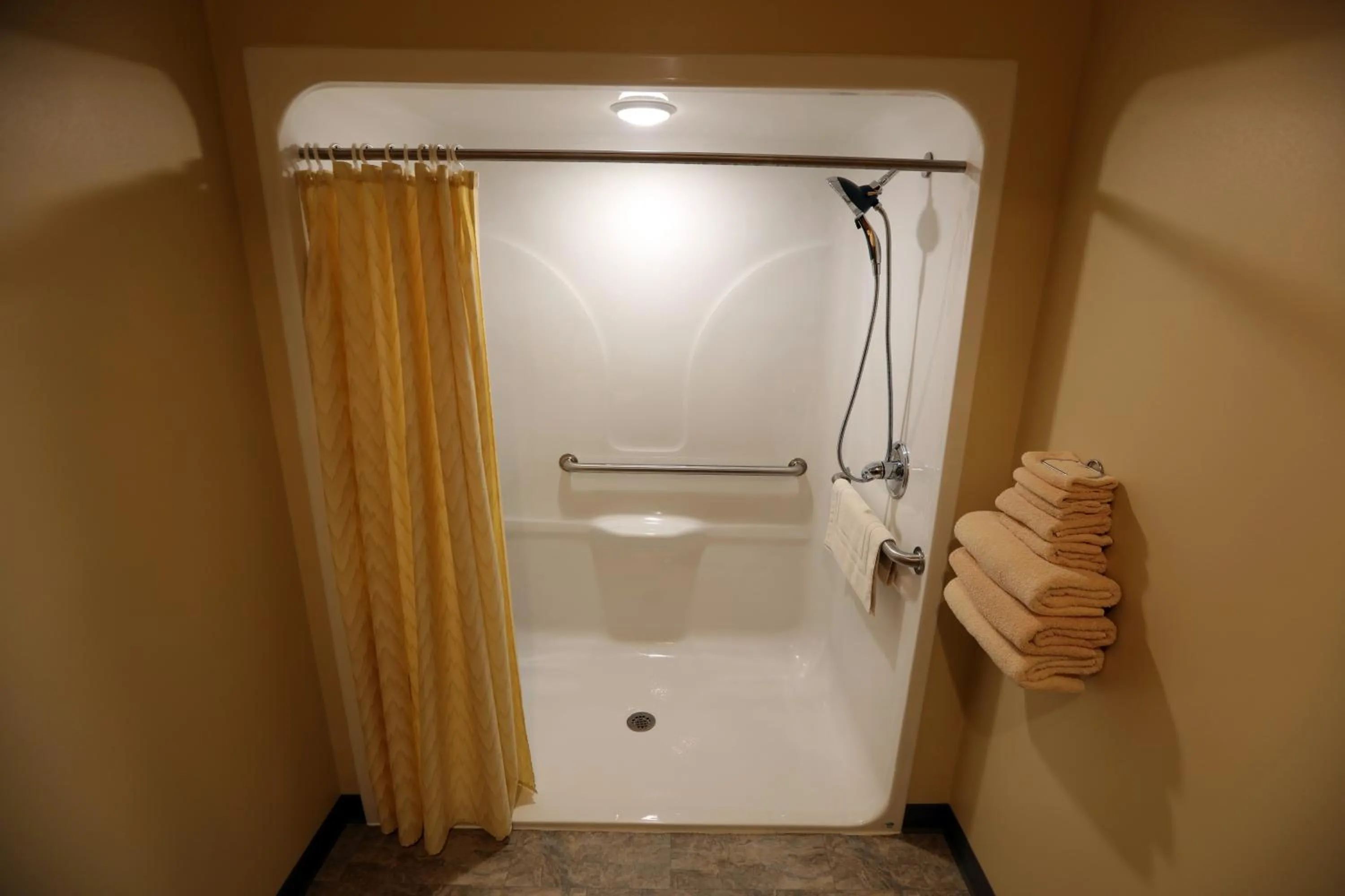 Bathroom in Sandhills Guest House Motel