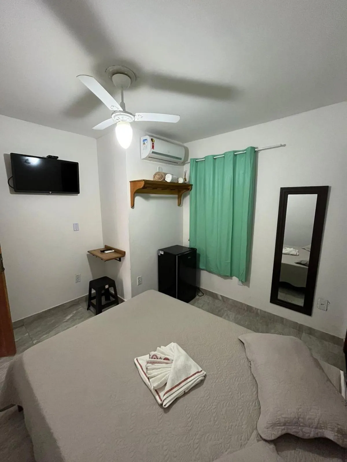 Bedroom, Bed in Pousada Luz da Lua