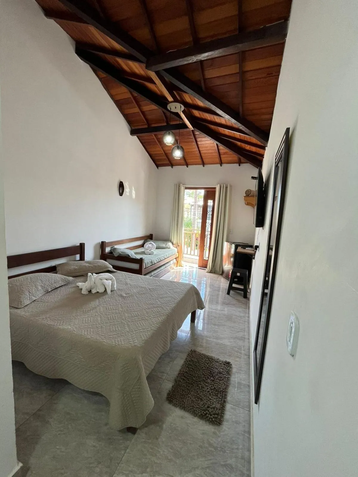 Patio, Bed in Pousada Luz da Lua