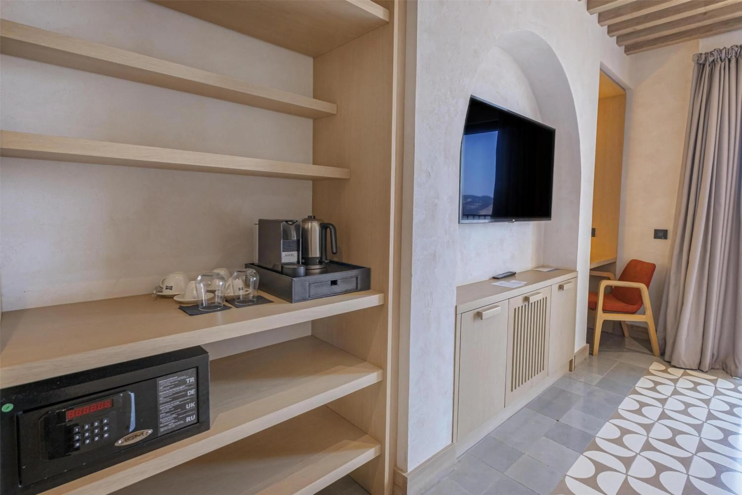 Bedroom, Bed in Radisson Blu Hotel, Kas