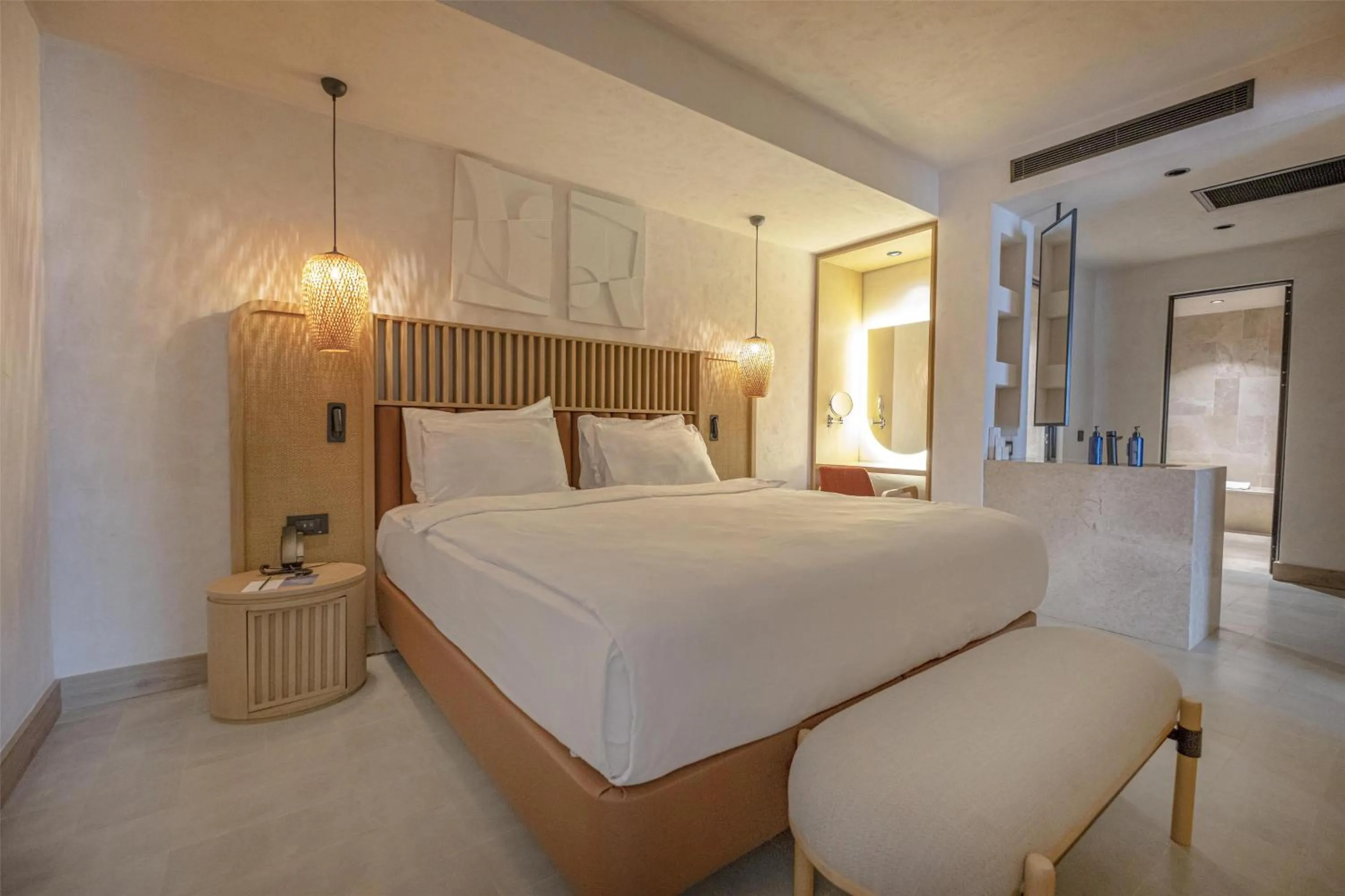 Photo of the whole room, Bed in Radisson Blu Hotel, Kas