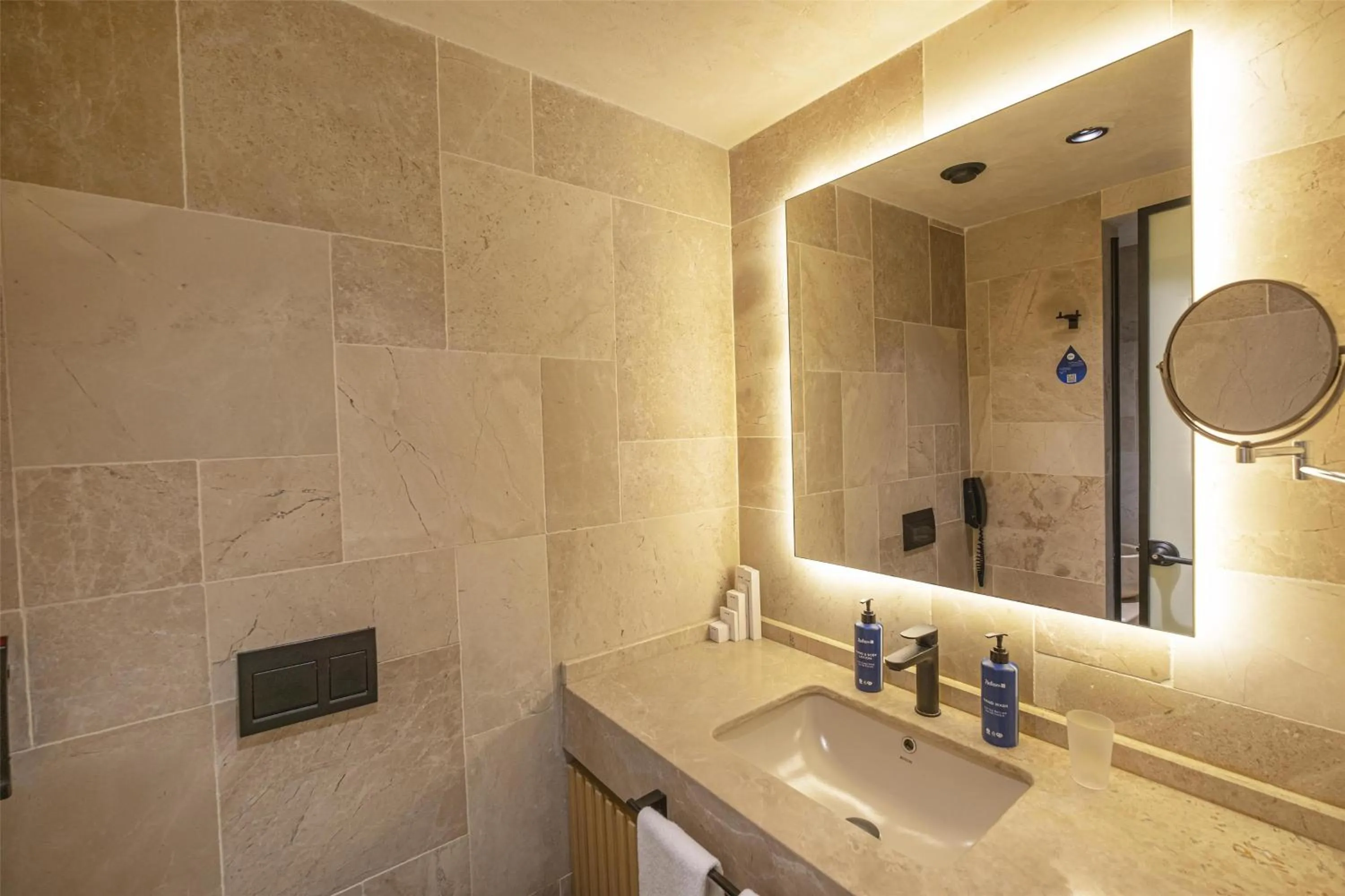 Bathroom in Radisson Blu Hotel, Kas