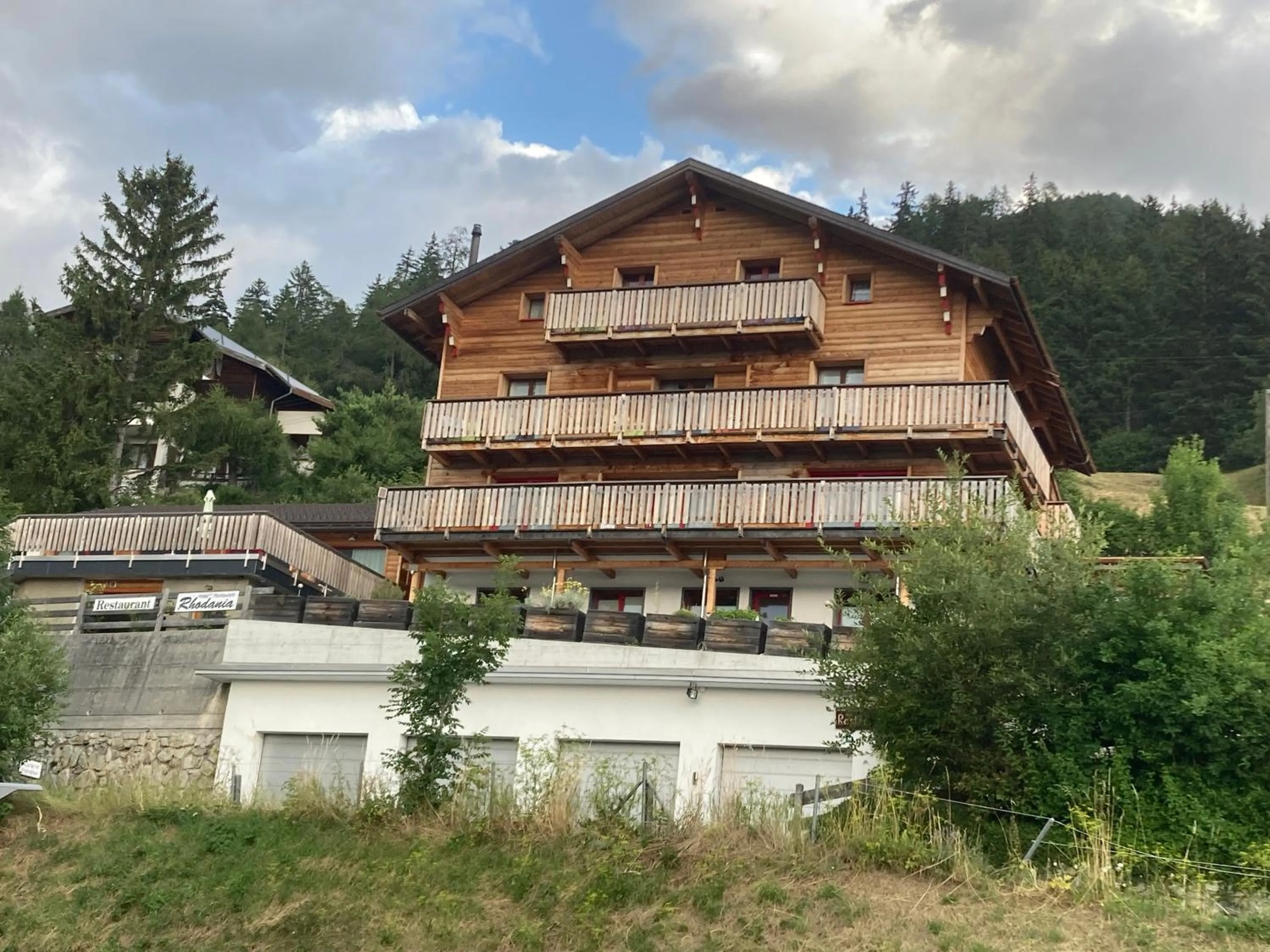 Property building in Haus Rhodania