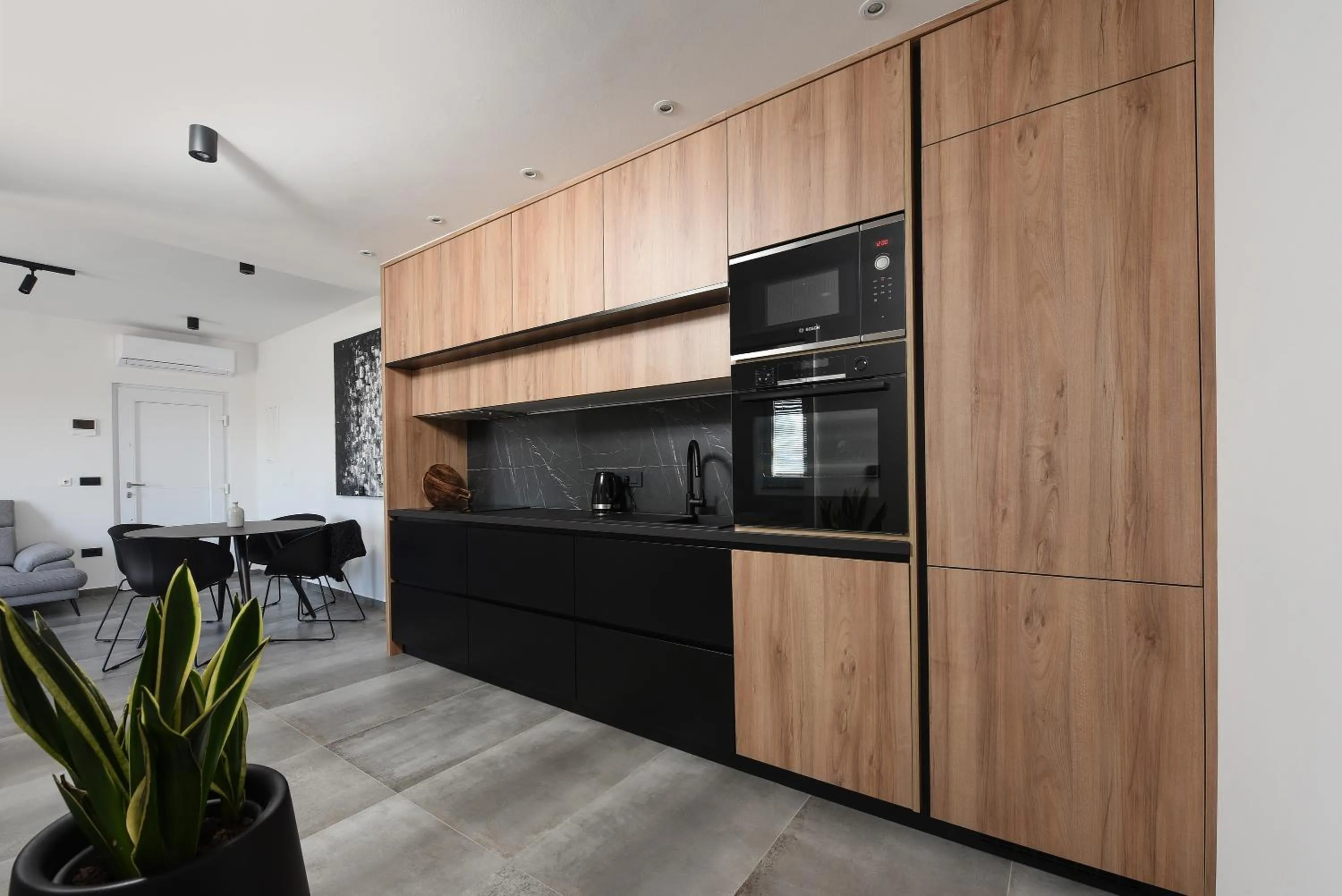 Kitchen or kitchenette in Luxury apartment N