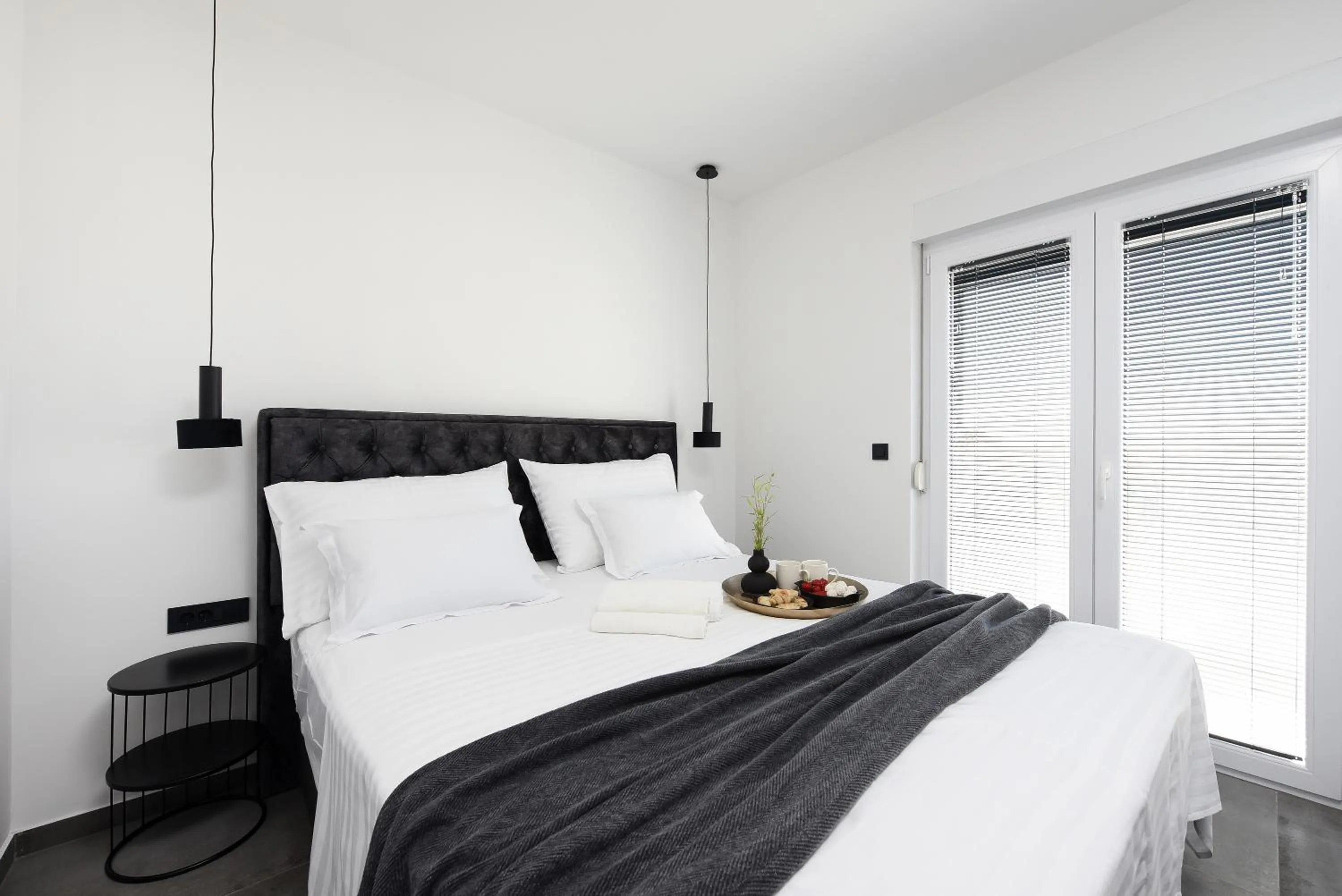 Bed in Luxury apartment N