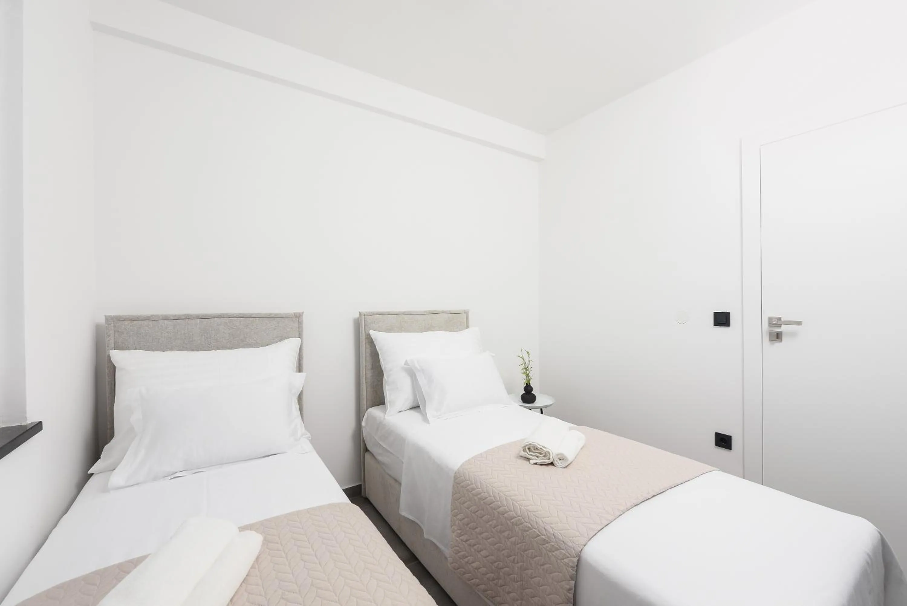 Bed in Luxury apartment N