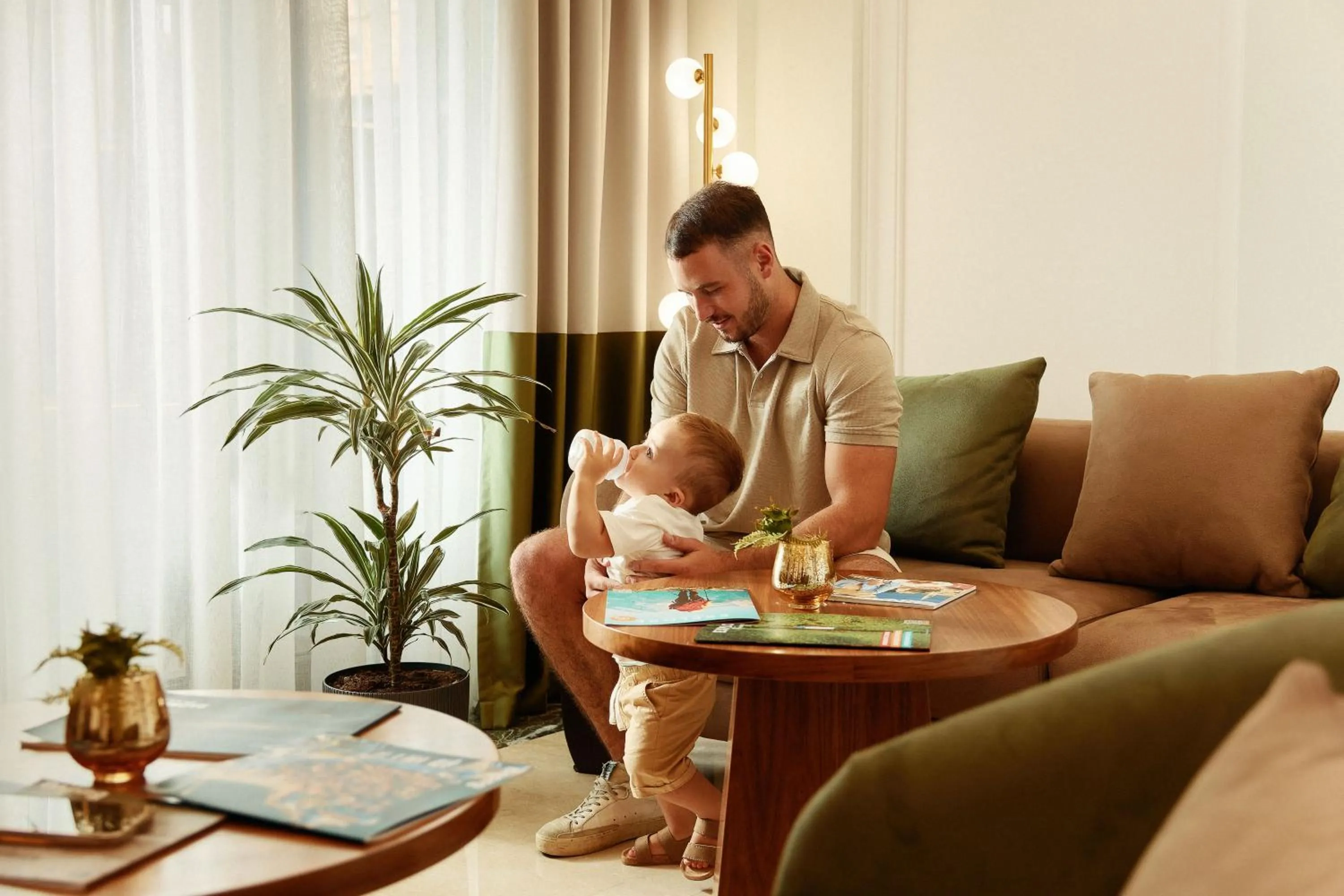 Lobby or reception in Hotel Diplomat by Aycon