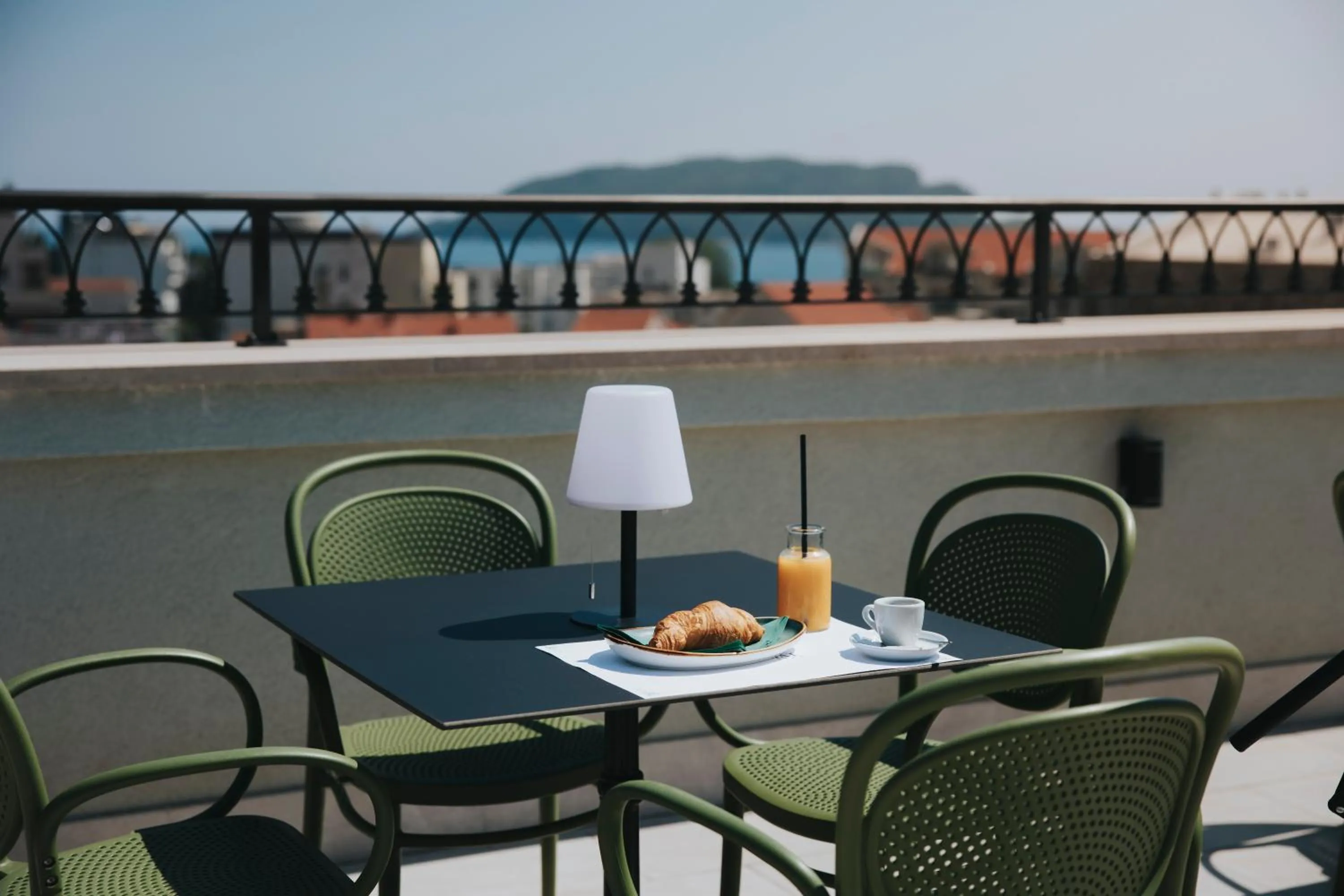 Balcony/Terrace in Hotel Diplomat by Aycon