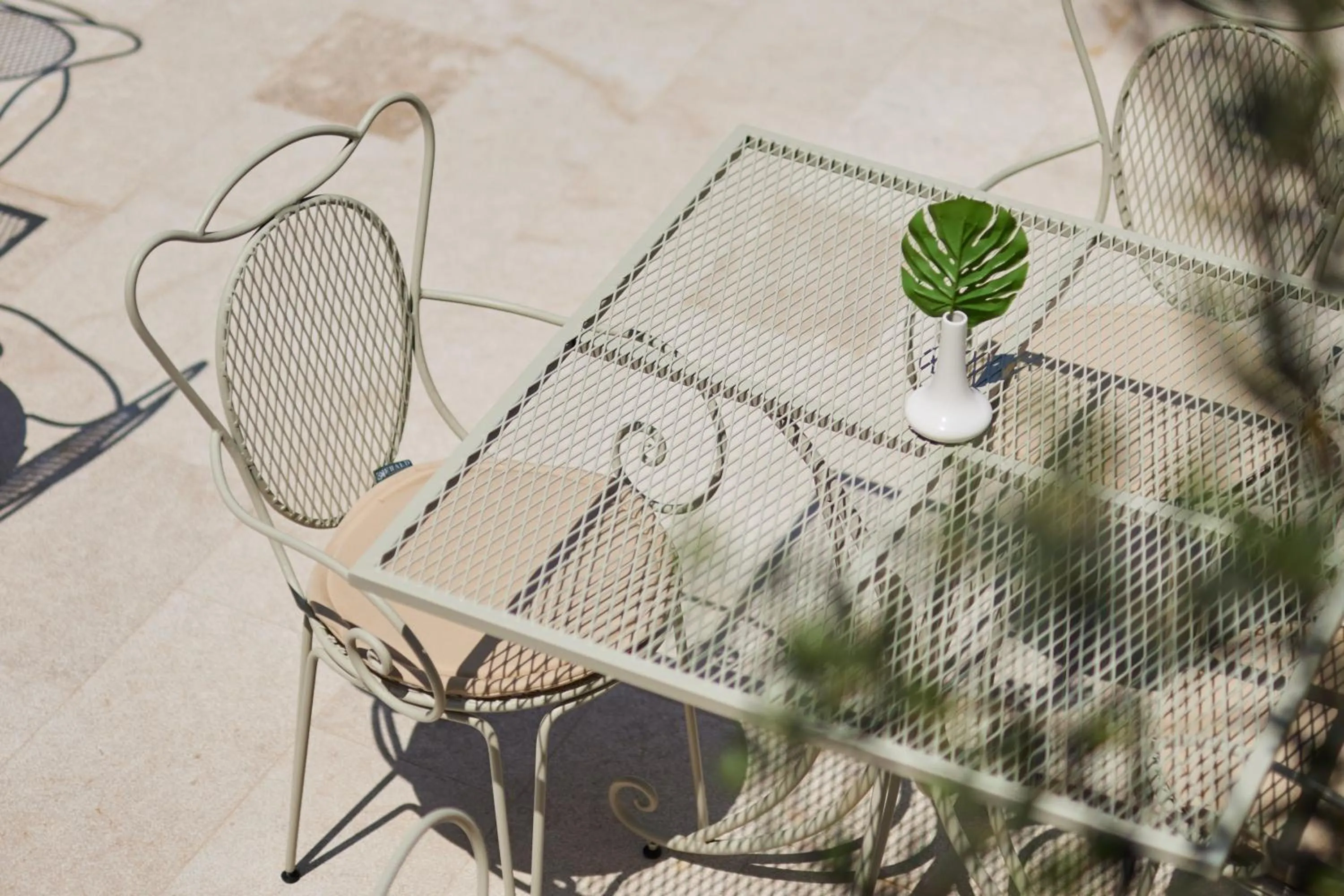 Day in Hotel Diplomat by Aycon