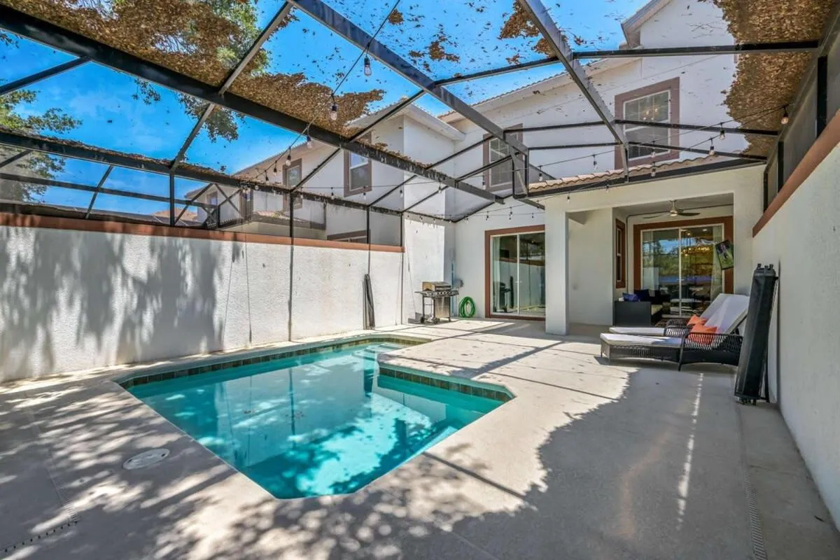 Relax in Style at this Spacious 4-Bedroom Villa