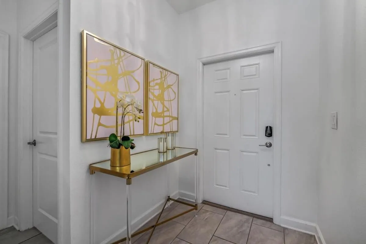 Relax in Style at this Spacious 4-Bedroom Villa