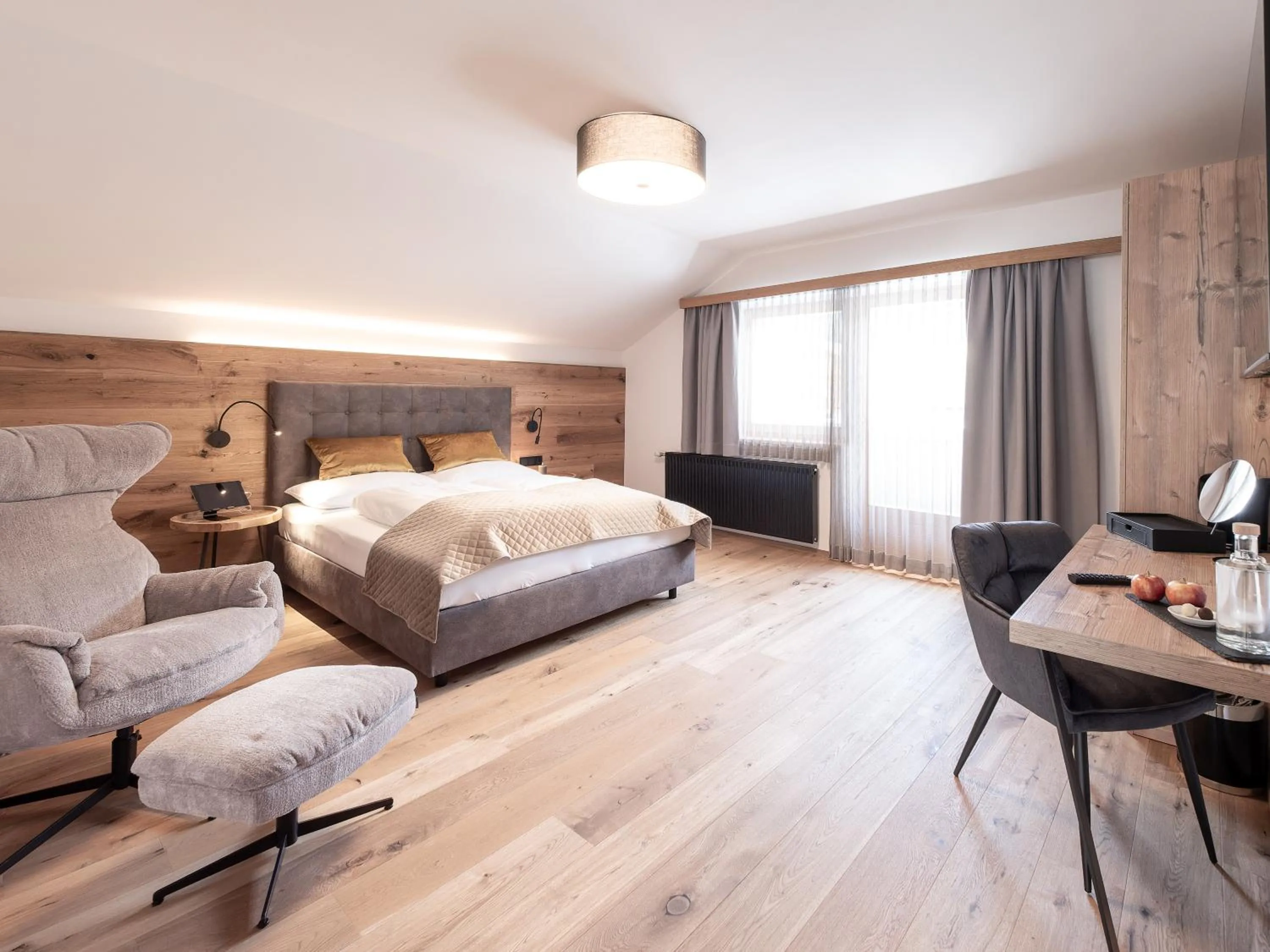 TV and multimedia, Bed in Belmonte Tirol - Boutique Hotel