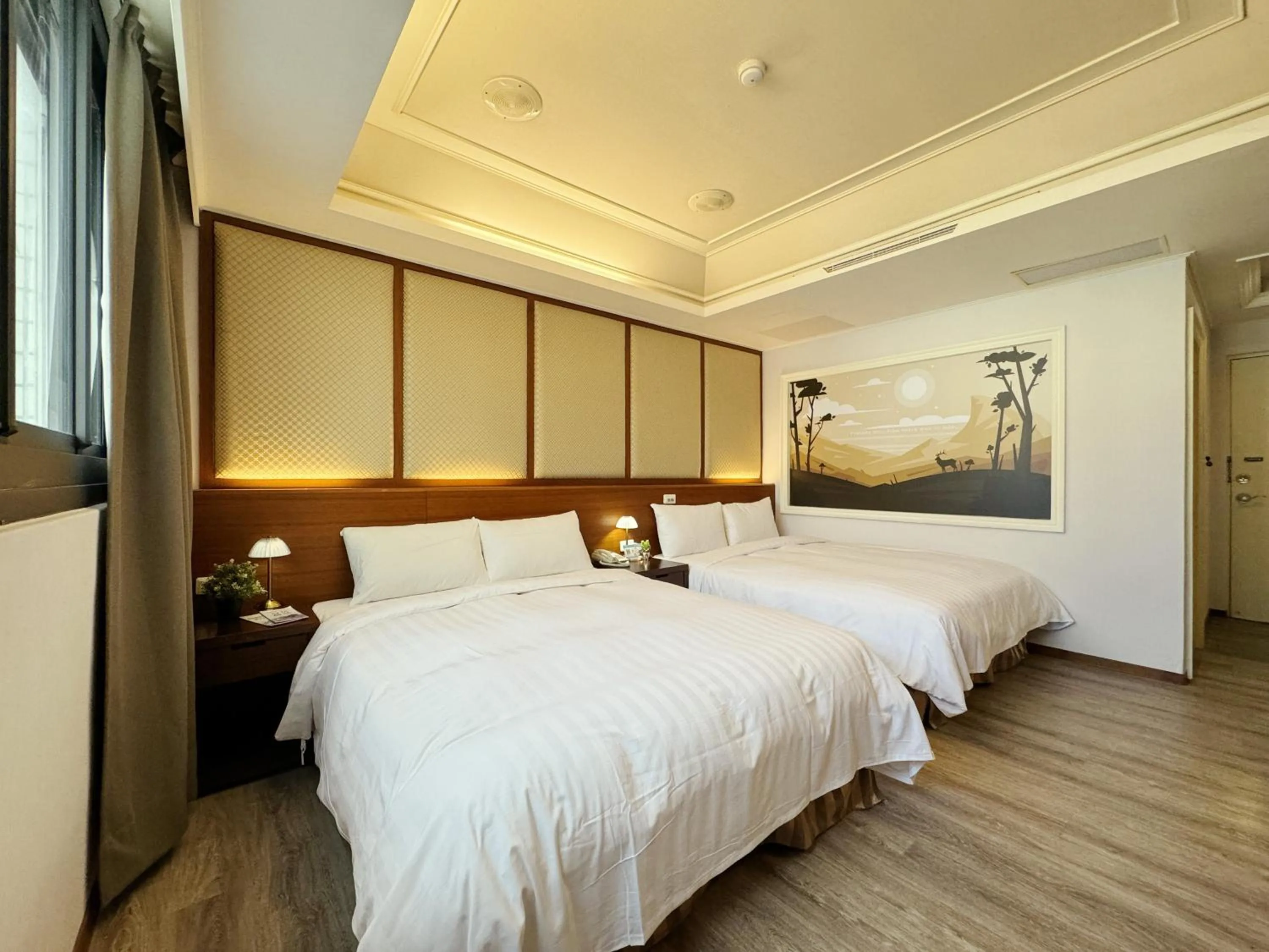 Photo of the whole room, Bed in Finders Hotel Hualien Station