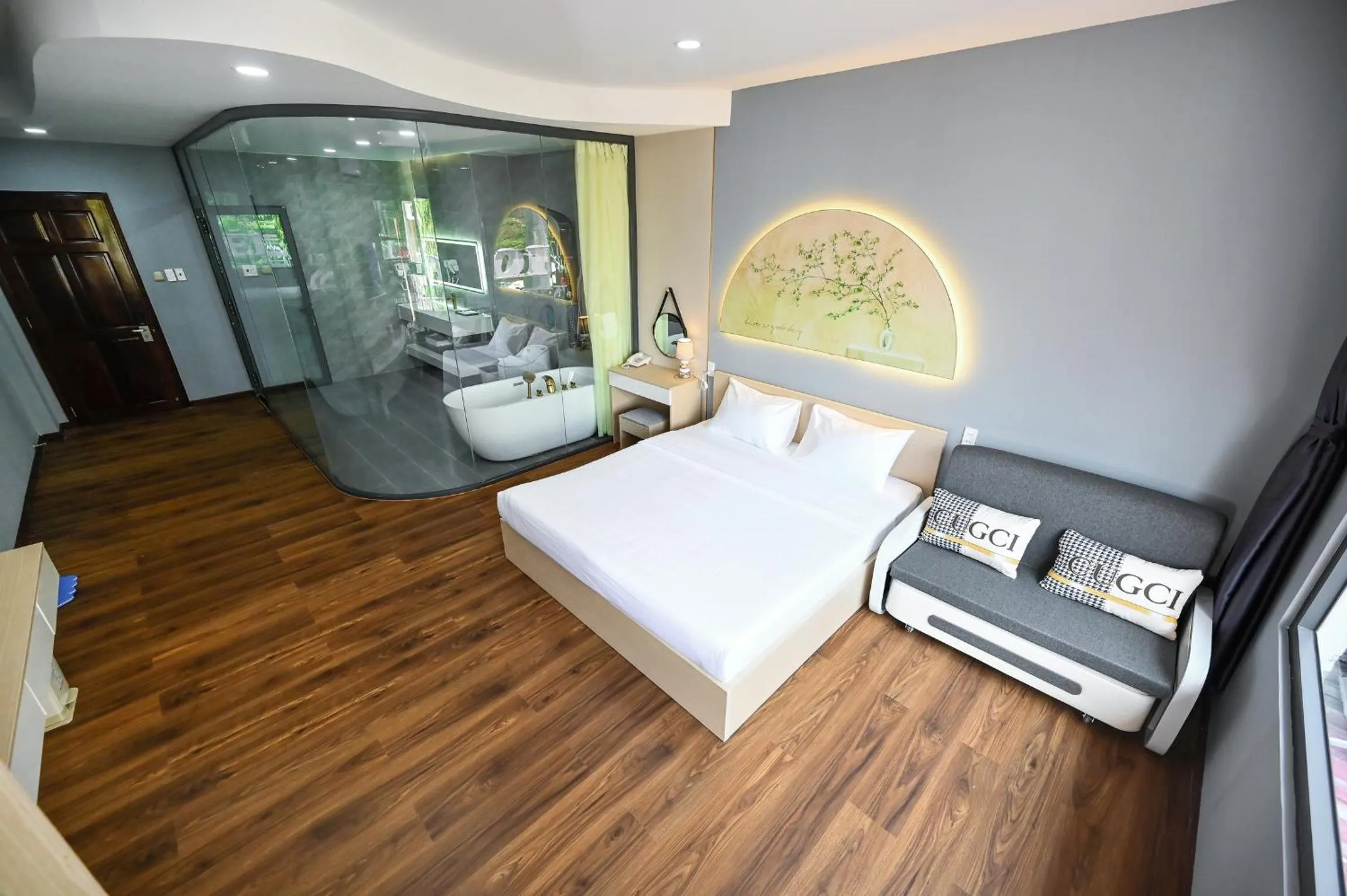 Bed in Sunrise Airport Hotel