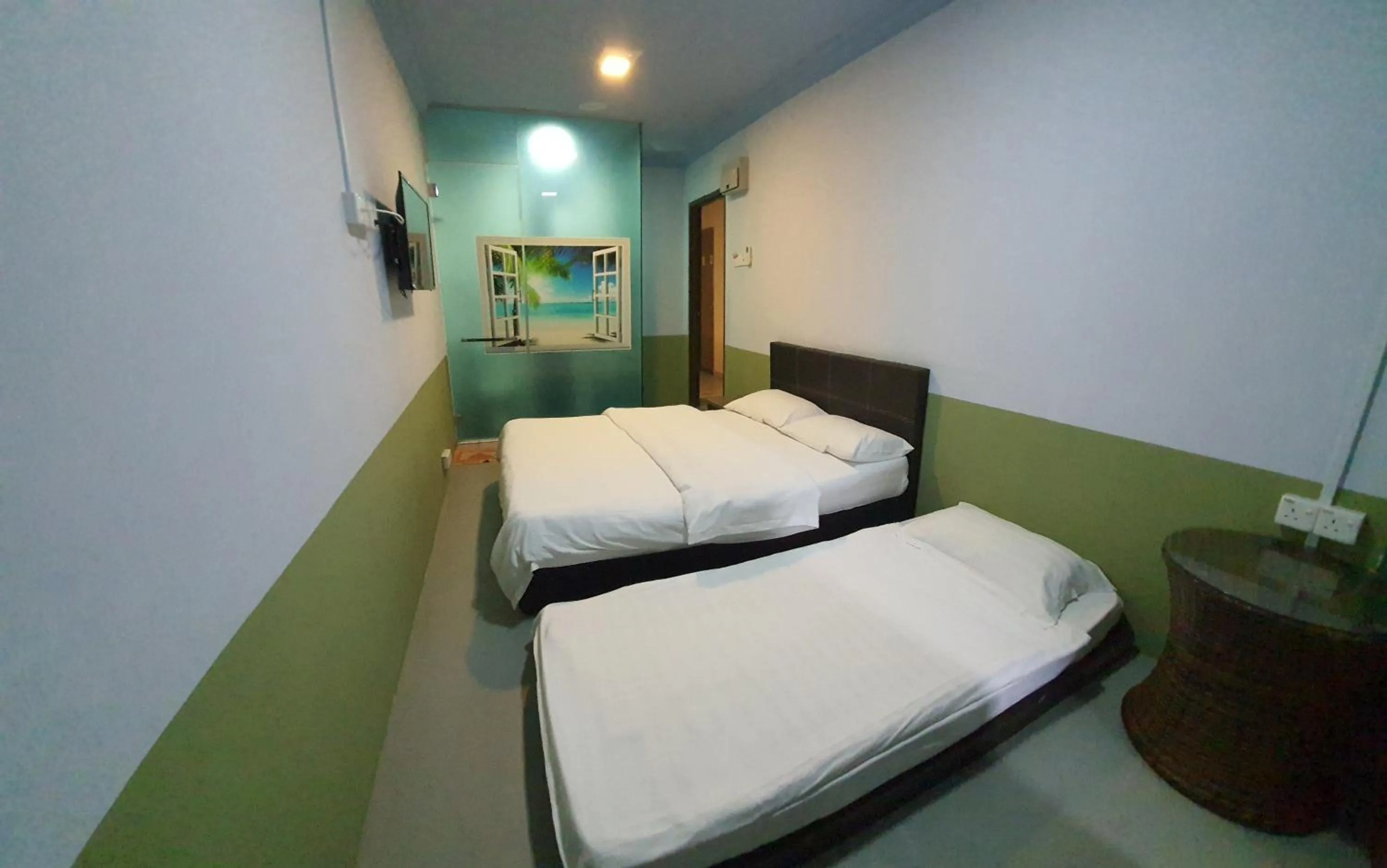 Bed in Pen'U Cottages by RVH