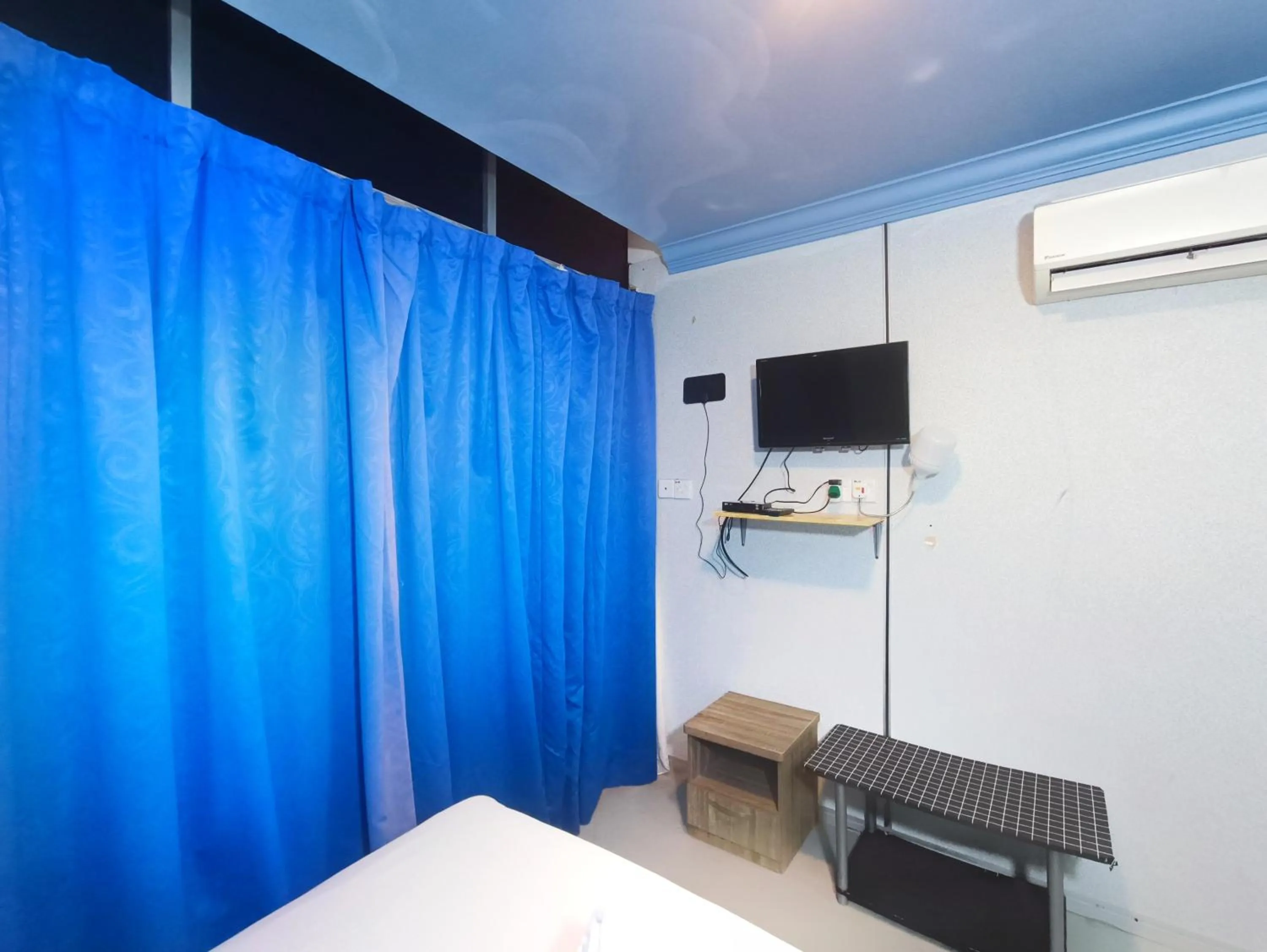 Bed in Pen'U Cottages by RVH