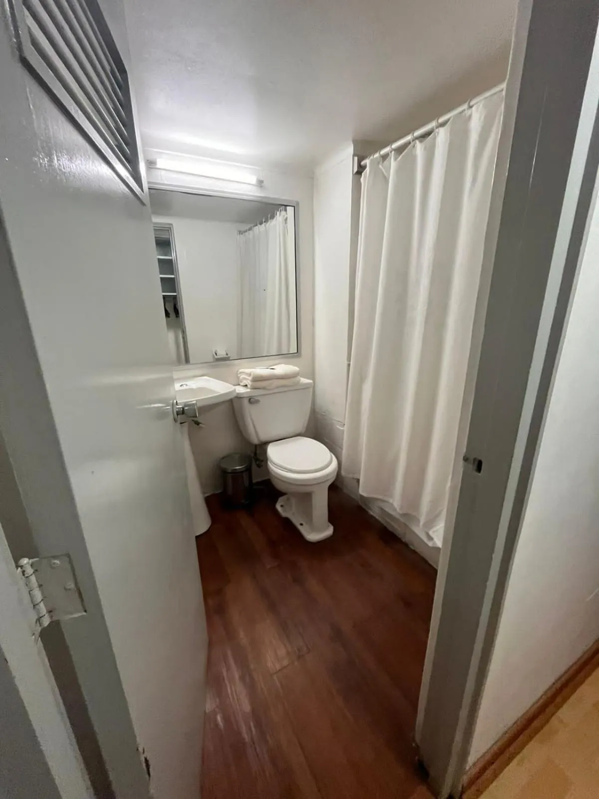 Bathroom in NEW HOTEL CRUZ DEL SUR