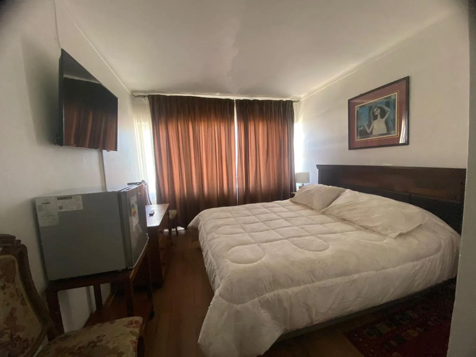 King Suite with Balcony - single occupancy in NEW HOTEL CRUZ DEL SUR