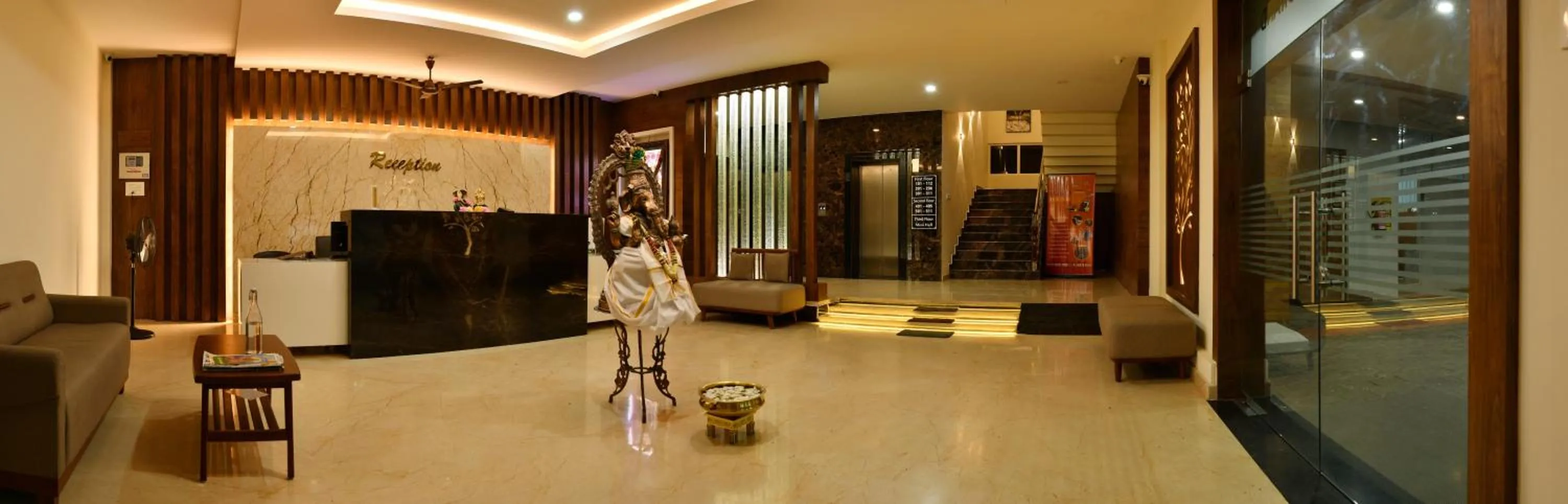 Lobby or reception in HOTEL NIVETHA INN