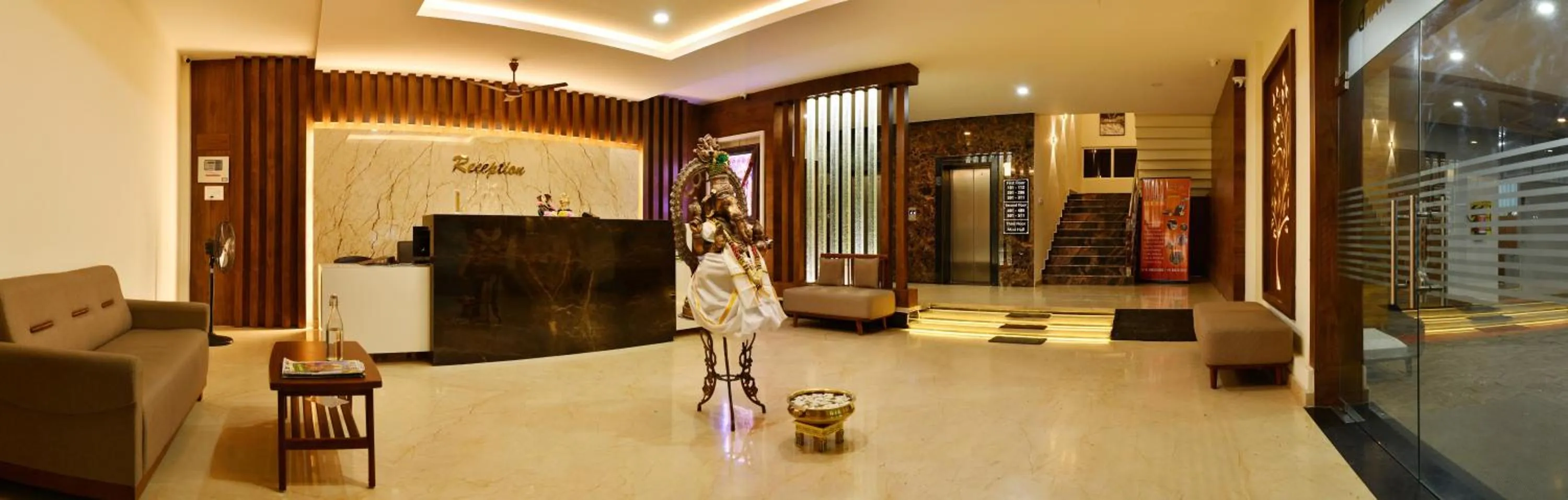 Lobby or reception in HOTEL NIVETHA INN