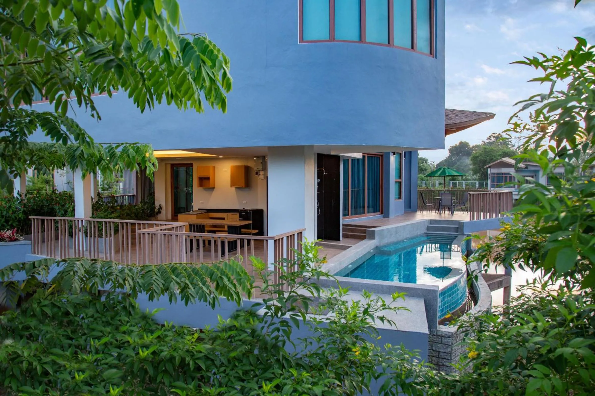 Swimming pool in Nakaburi Sanctuary Resort&Spa