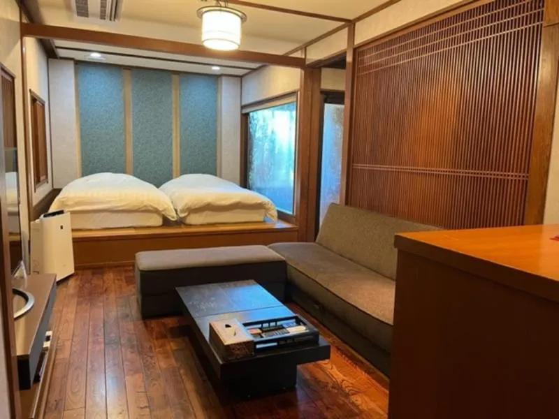 Bed in Hakone Kyuan