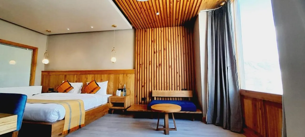 Living room, Bed in Hotel Rewa Ladakh