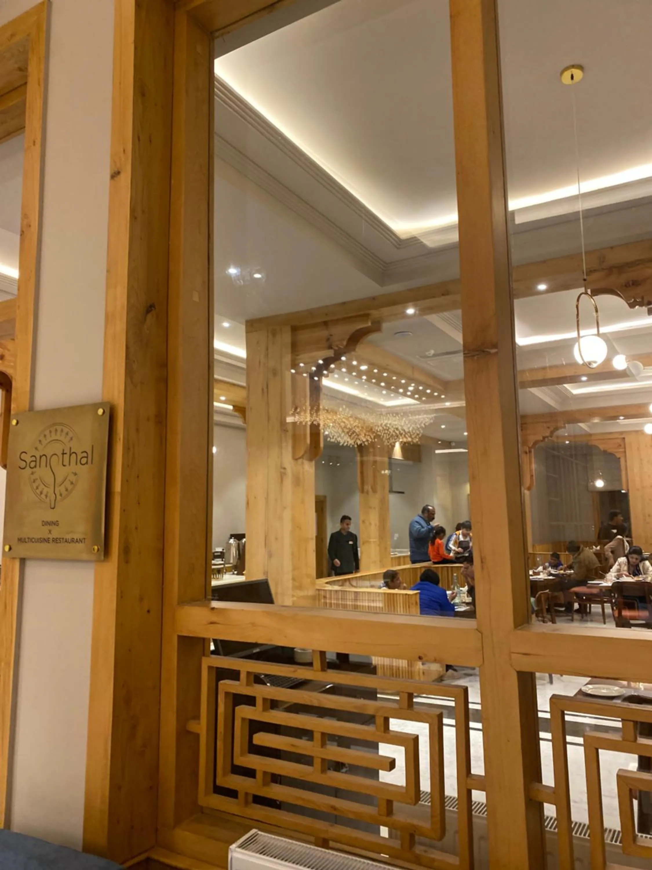 Restaurant/places to eat in Hotel Rewa Ladakh