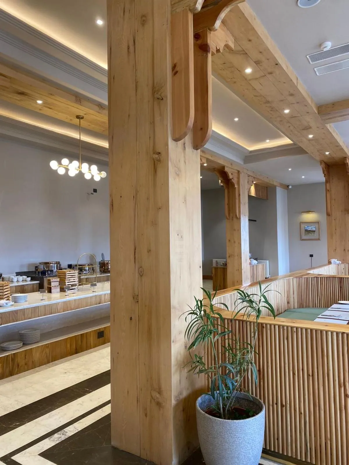 Restaurant/places to eat in Hotel Rewa Ladakh