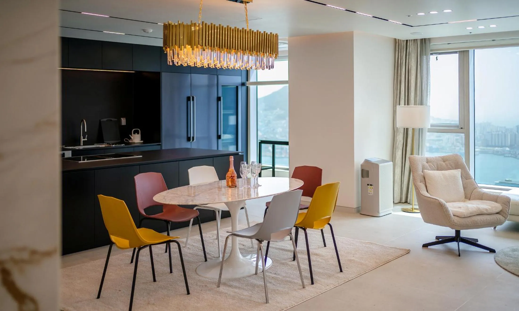 Busan Station BOOKING THE BAY