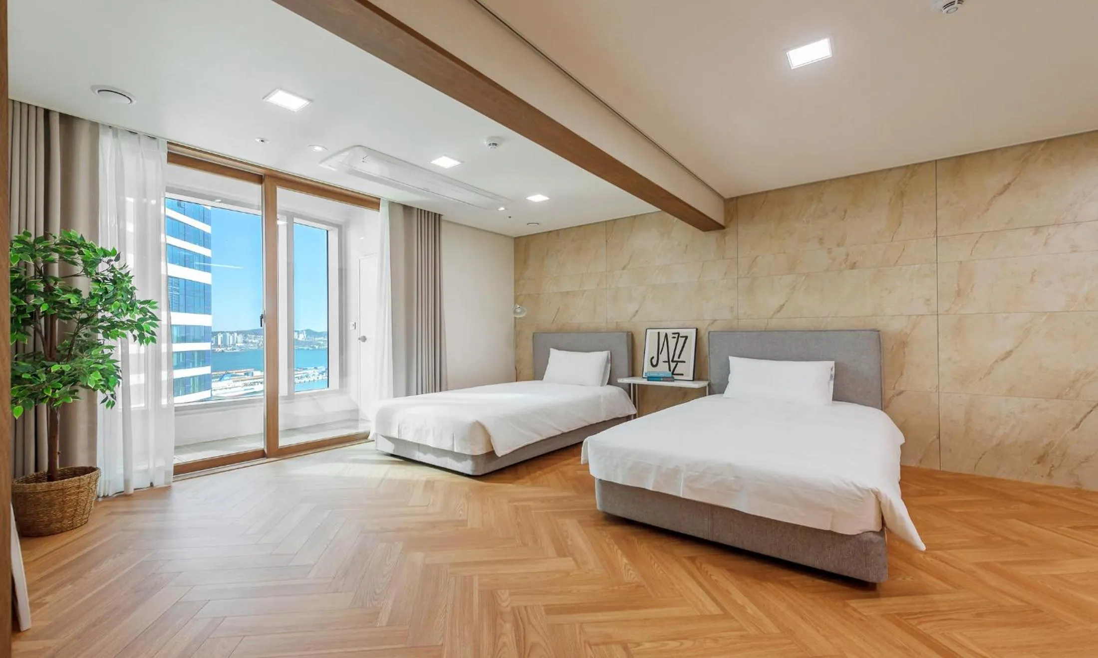 Bed in Busan Station BOOKING THE BAY